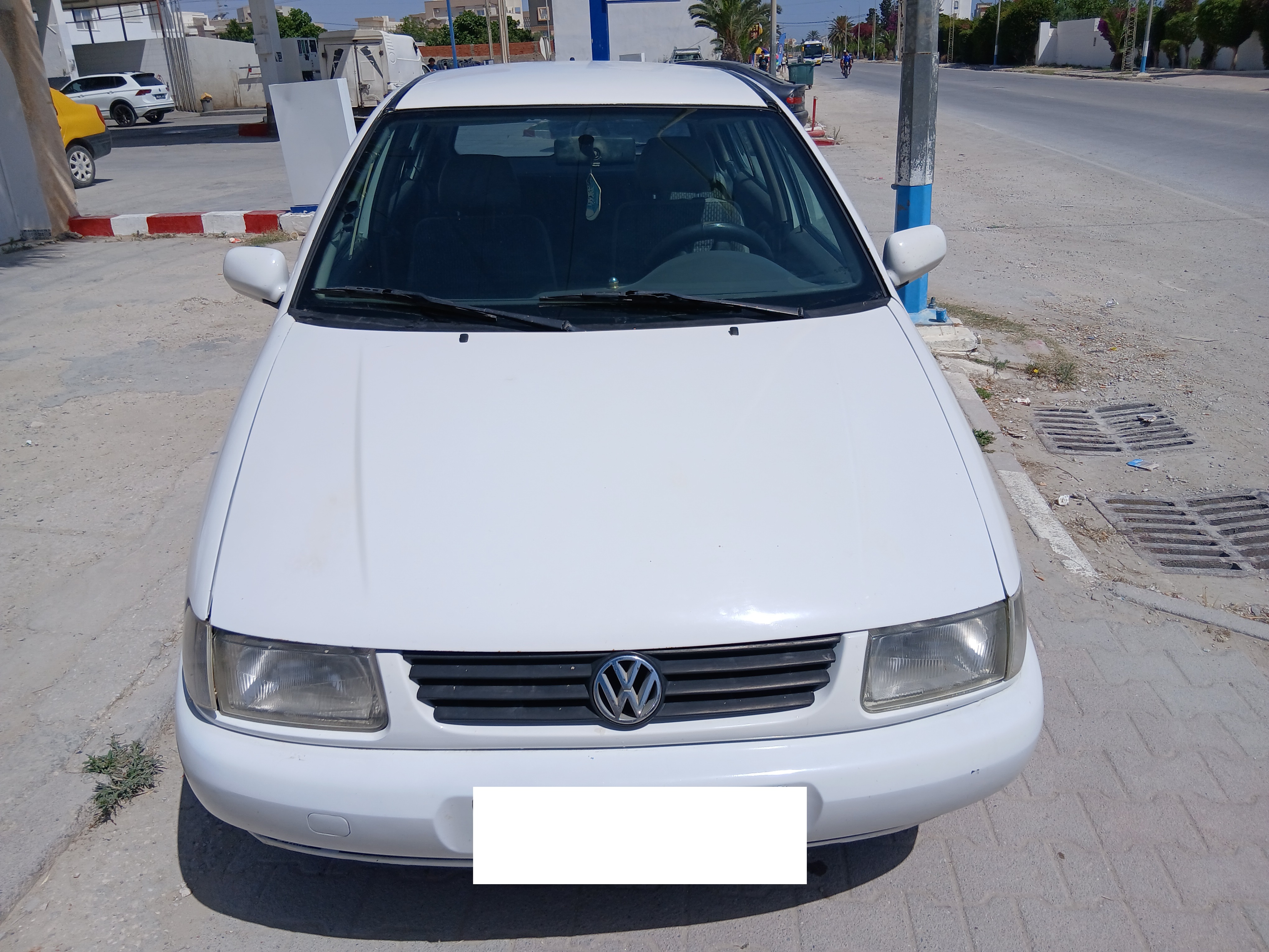 Akouda&nbsp;Akouda&nbsp;Volkswagen&nbsp;Polo 3&nbsp;Polo 3 carrosserie et moteur bon etat