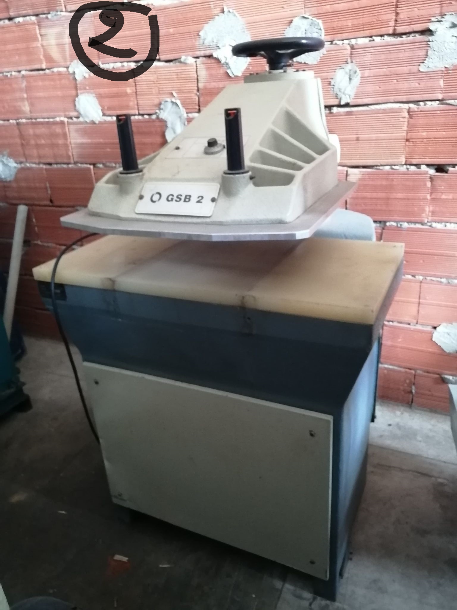 La Soukra&nbsp;Charguia 2&nbsp;Autre&nbsp;Autre&nbsp;Presse de d�coupe