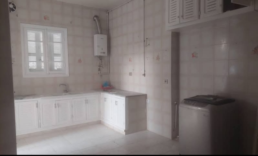 Raoued&nbsp;Cite El Ghazala 1&nbsp;Location&nbsp;Appart. 3 pi�ces&nbsp;S2 pour usage bureautique ou cabinet � elghazela