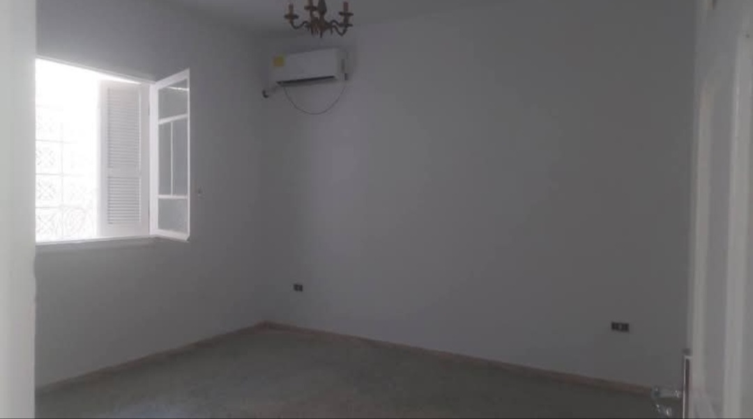 Raoued&nbsp;Cite El Ghazala 1&nbsp;Location&nbsp;Appart. 3 pi�ces&nbsp;S2 pour usage bureautique ou cabinet � elghazela