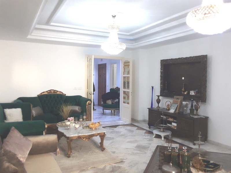 Ariana Ville&nbsp;El Menzah 7&nbsp;Vente&nbsp;Appart. 5 pi�ces+&nbsp;Appartement s4 salon 4 pi�ces au rdc