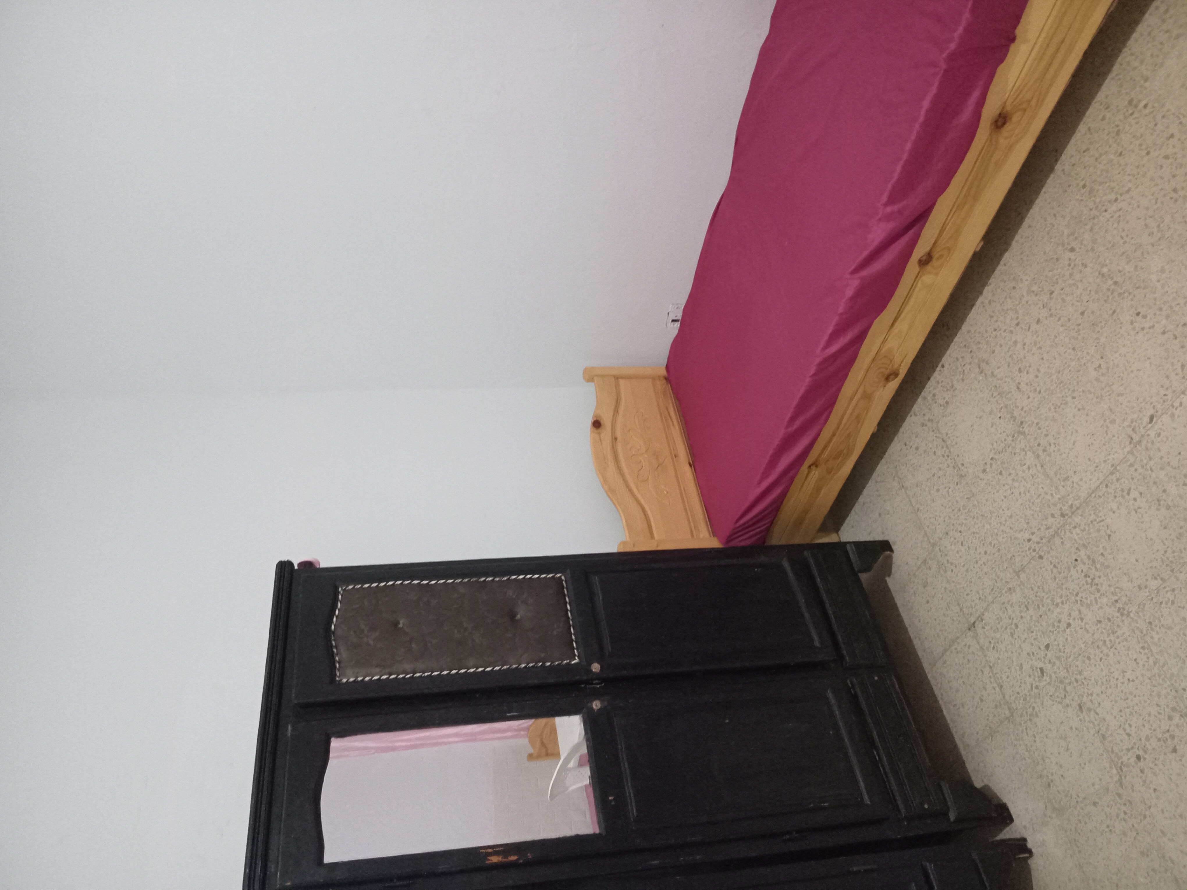 La Soukra&nbsp;Borj Louzir&nbsp;Location&nbsp;Appart. 2 pi�ces&nbsp;Pour les filles