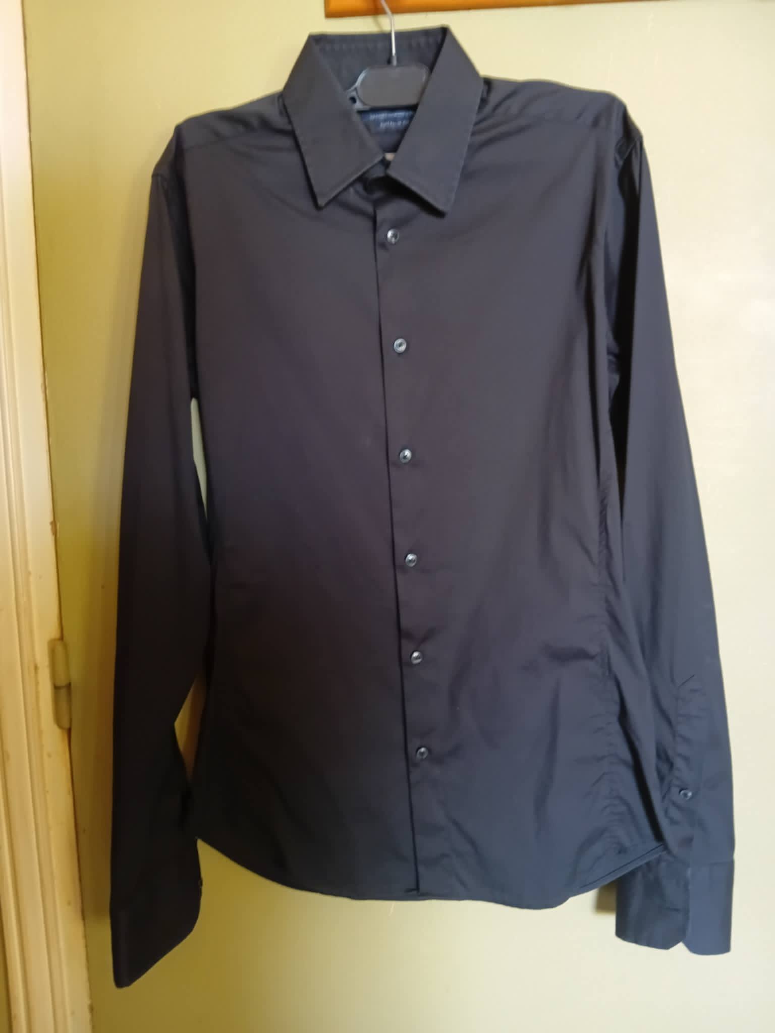 Sfax Ville&nbsp;Sfax&nbsp;Hommes&nbsp;Autre&nbsp;Chemise marque zara
