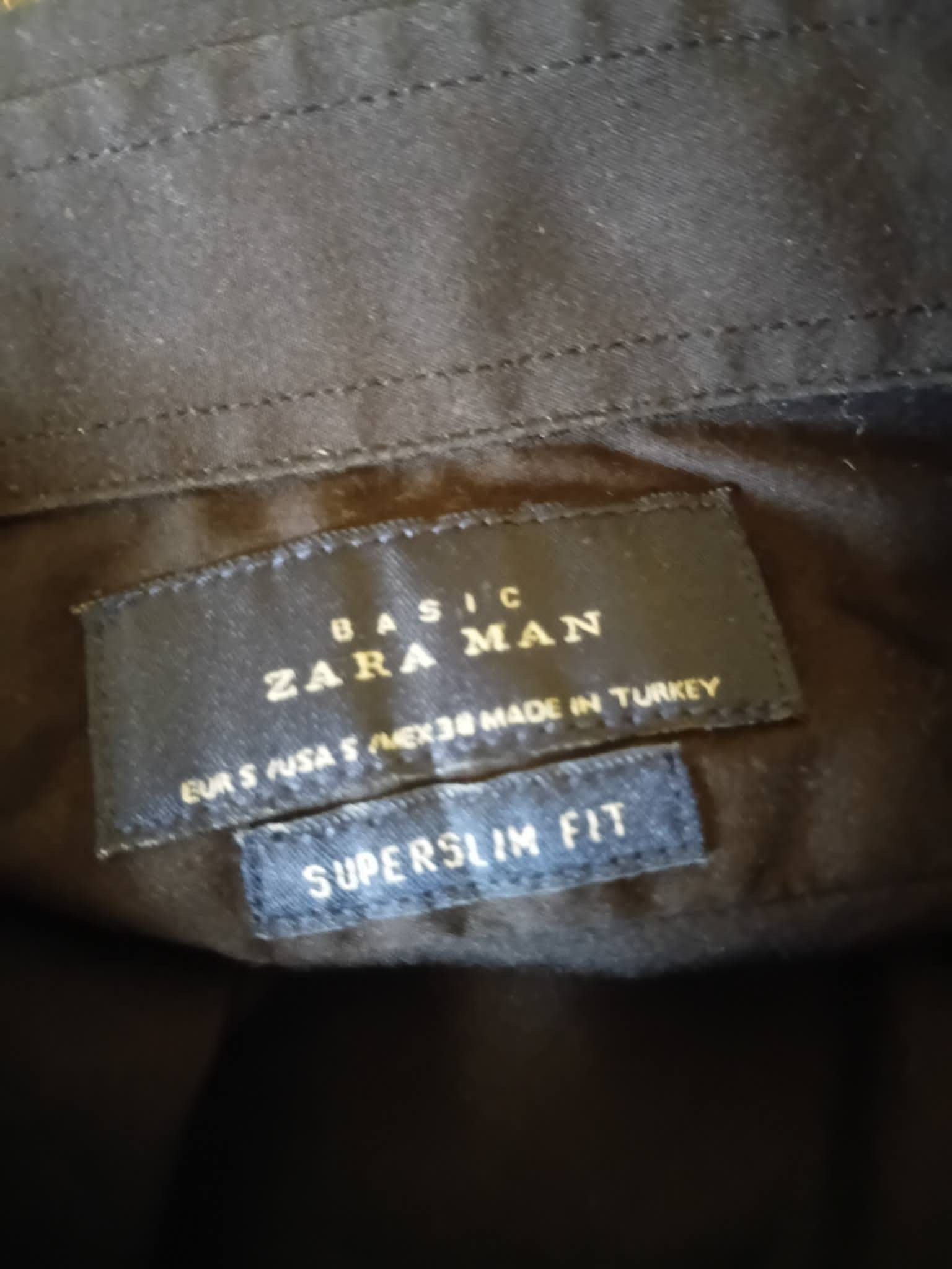 Sfax Ville&nbsp;Sfax&nbsp;Hommes&nbsp;Autre&nbsp;Chemise marque zara