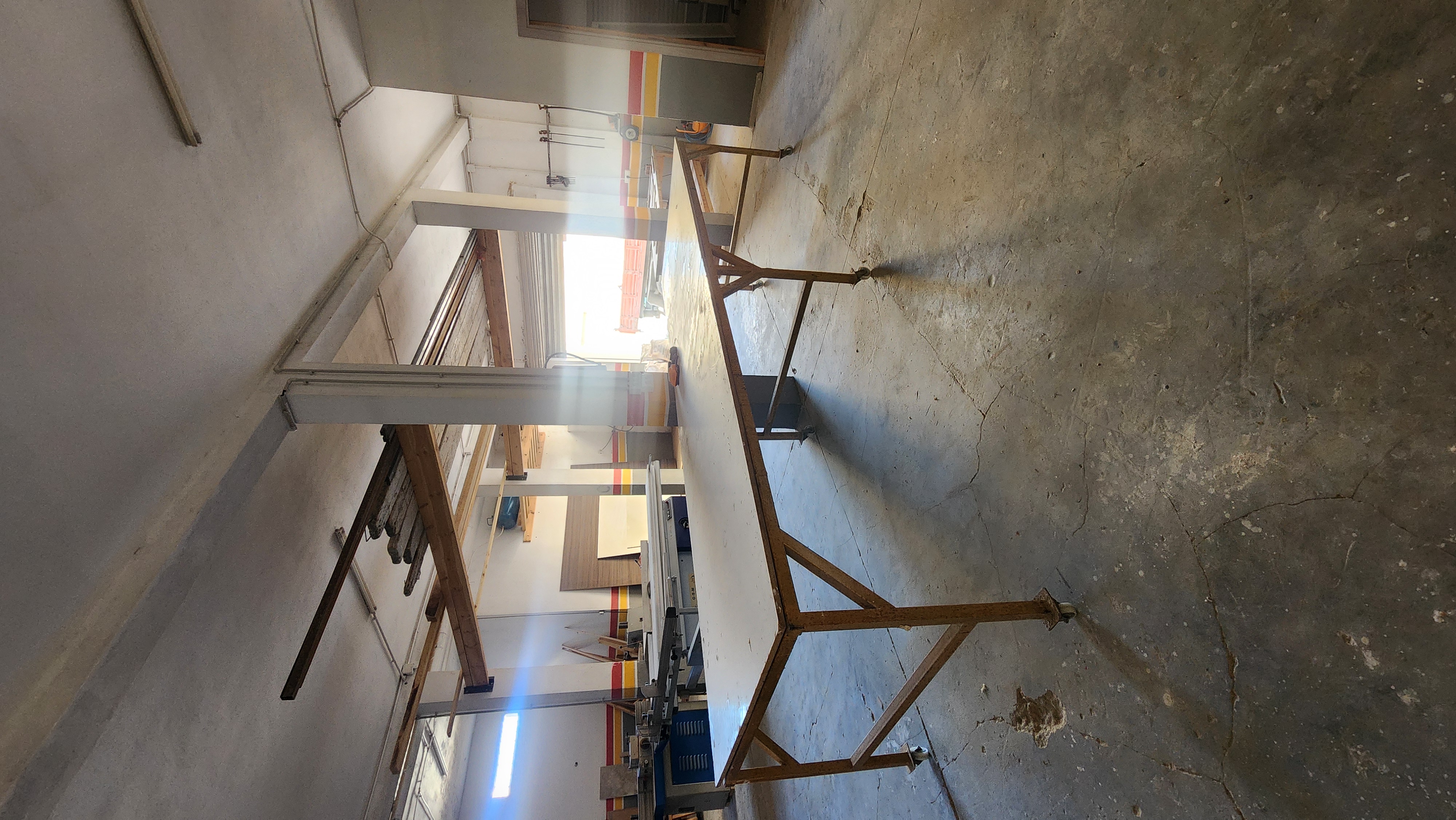 La Marsa&nbsp;Cite Bhar Lazreg&nbsp;Location&nbsp;Autre&nbsp;Atelier complet menuiserie bois
