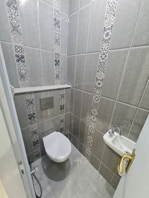 Cite El Khadra&nbsp;Cite Oplympique&nbsp;Location&nbsp;Appart. 4 pi�ces&nbsp;S plus 3 vide r�nov� � la cit� olympique wb2552