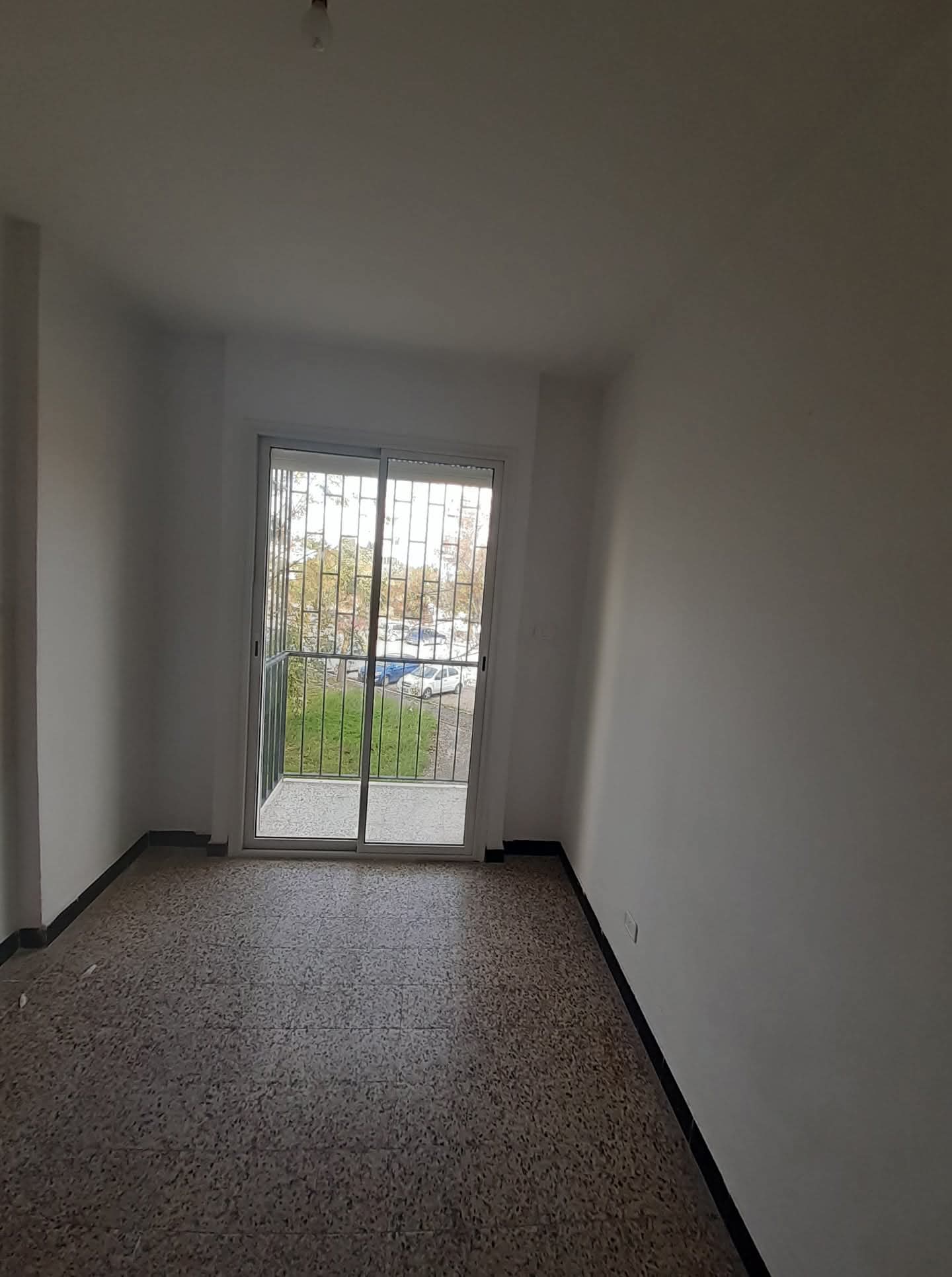 El Menzah&nbsp;El Menzah 1&nbsp;Location&nbsp;Appart. 4 pi�ces&nbsp;S plus 3 � el manzah 1 wb1792