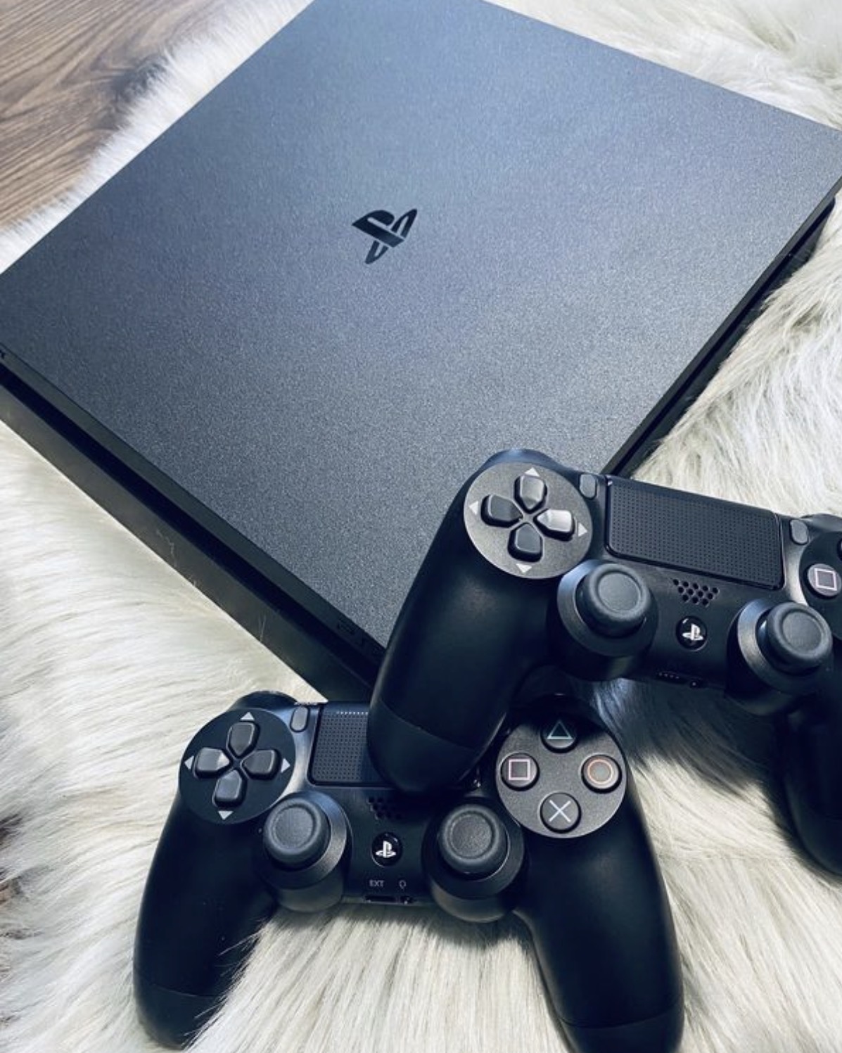 Monastir&nbsp;Monastir Aeroport&nbsp;Playstation&nbsp;Autre&nbsp;Playstation 4 avec deux manettes