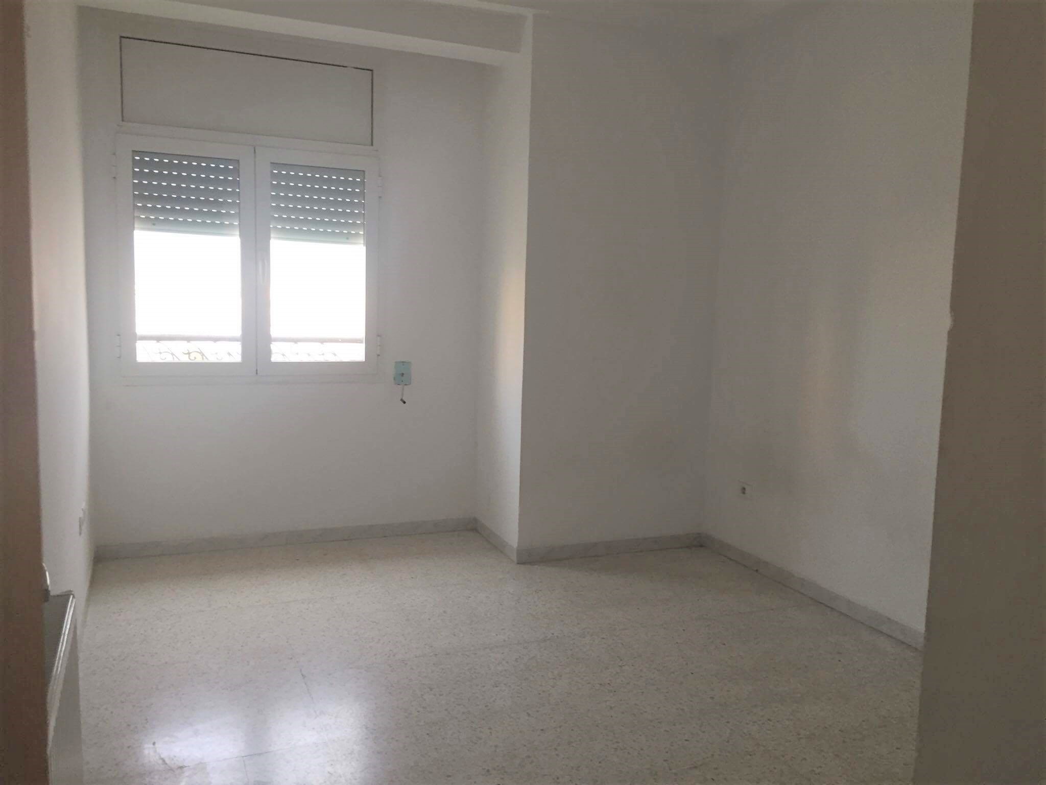 La Marsa&nbsp;El Aouina&nbsp;Location&nbsp;Appart. 3 pi�ces&nbsp;Narjess 1 laouina