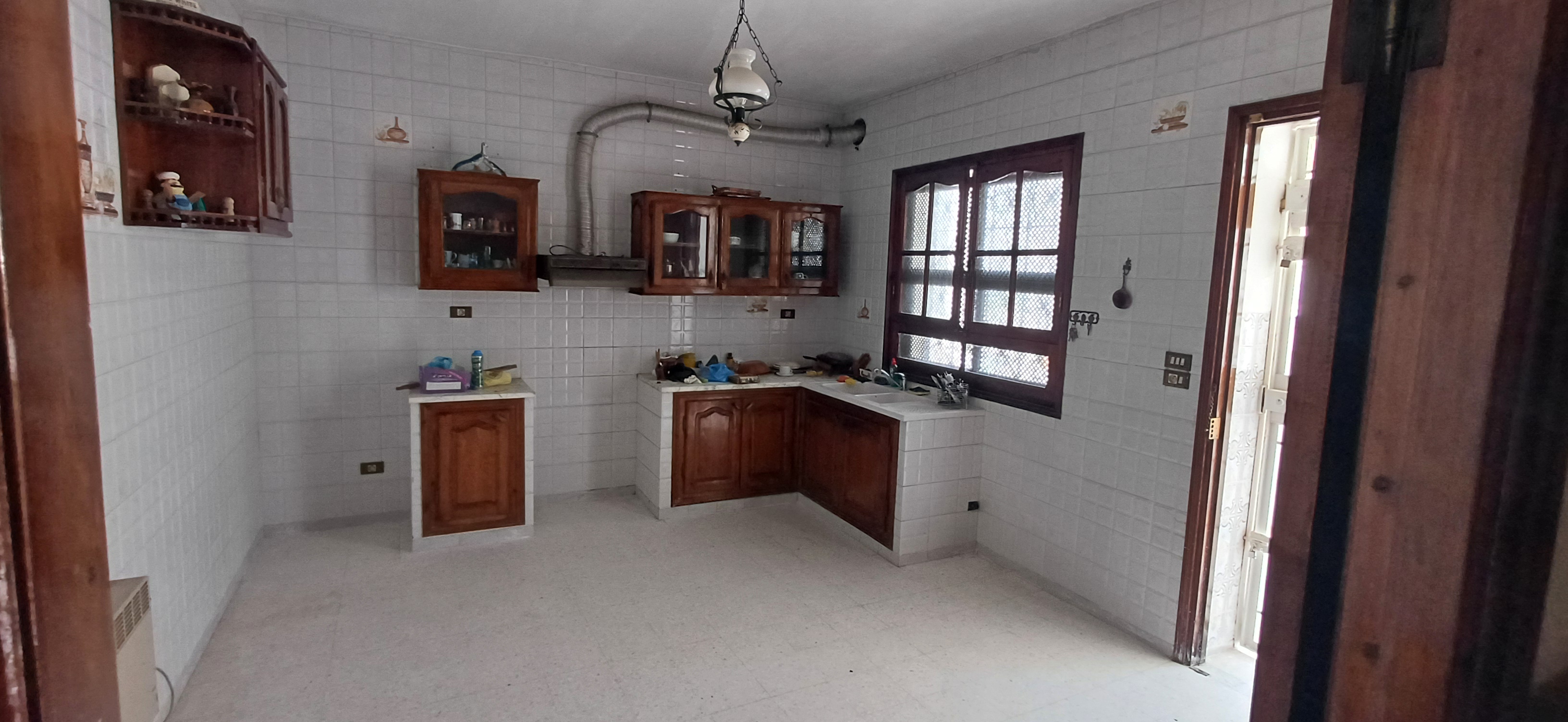 Rades&nbsp;Rades&nbsp;Vente&nbsp;Maisons&nbsp;Super villa sur 2 �tages enti�rement ind�pendantes