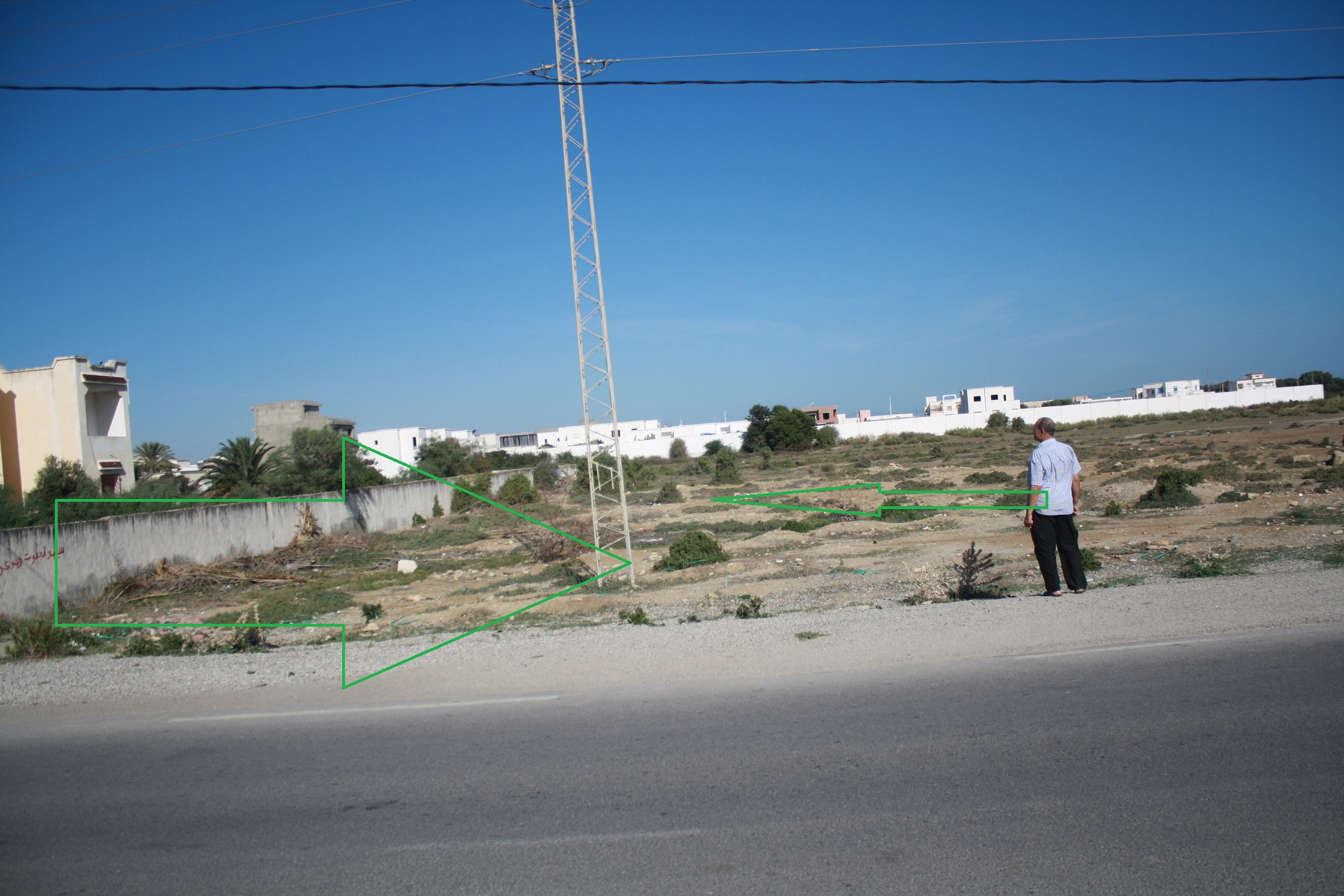 Soliman&nbsp;Cite Hotel Des Andalous&nbsp;Terrain&nbsp;Terrain nu&nbsp;Gps  tarrain 3112m multiples vocations diverse