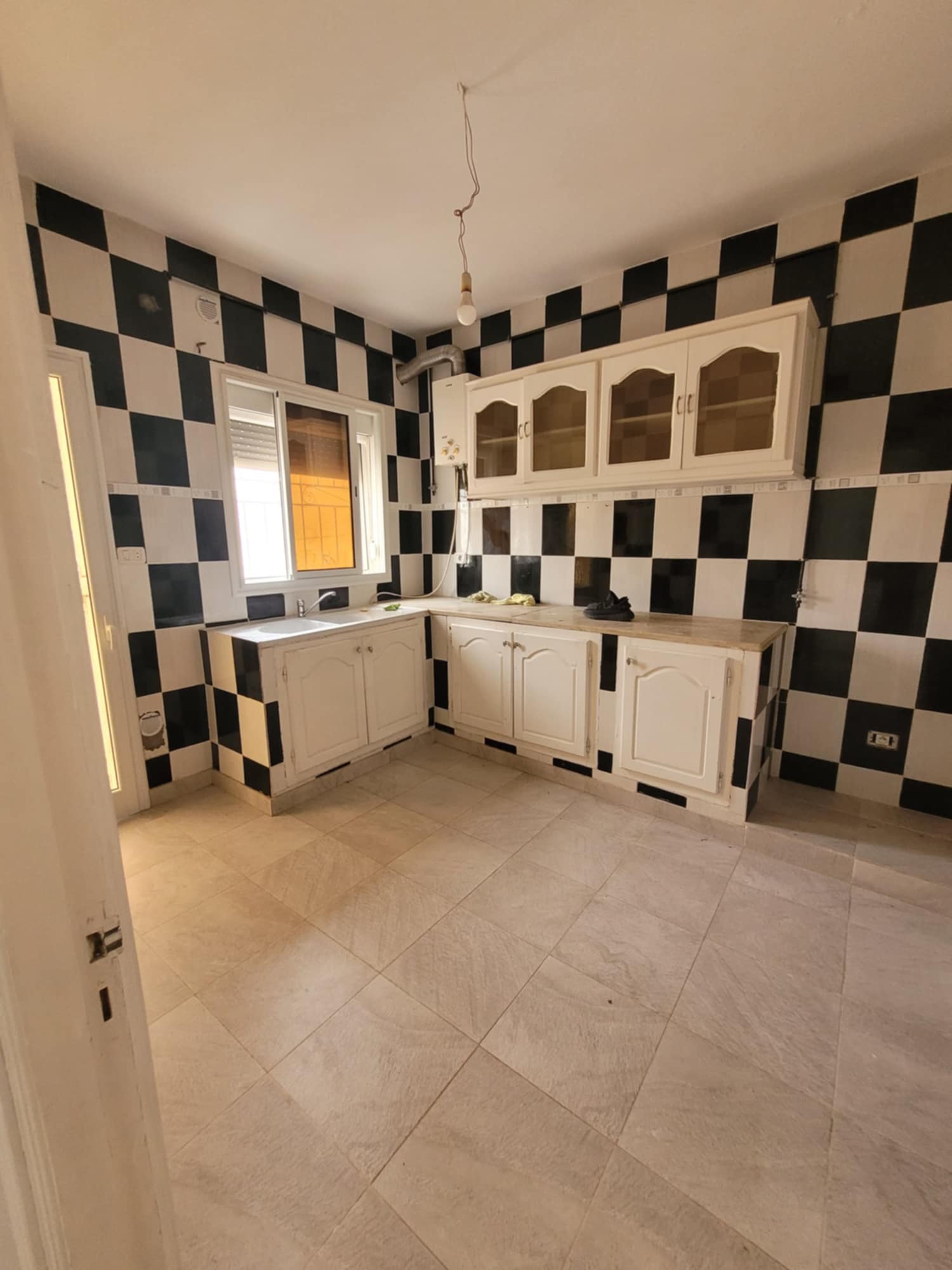 La Soukra&nbsp;Chotrana 1&nbsp;Location&nbsp;Appart. 2 pi�ces&nbsp;Coquet appartement
