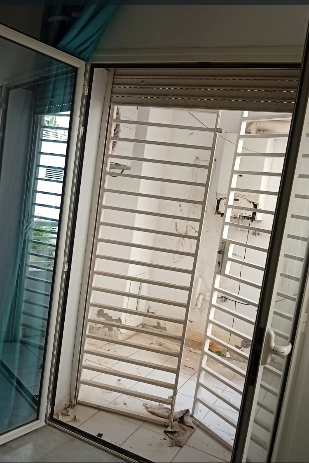 Ariana Ville&nbsp;Cite Ennasr 2&nbsp;Location&nbsp;Appart. 2 pi�ces&nbsp;S1 sur l'avenue principale