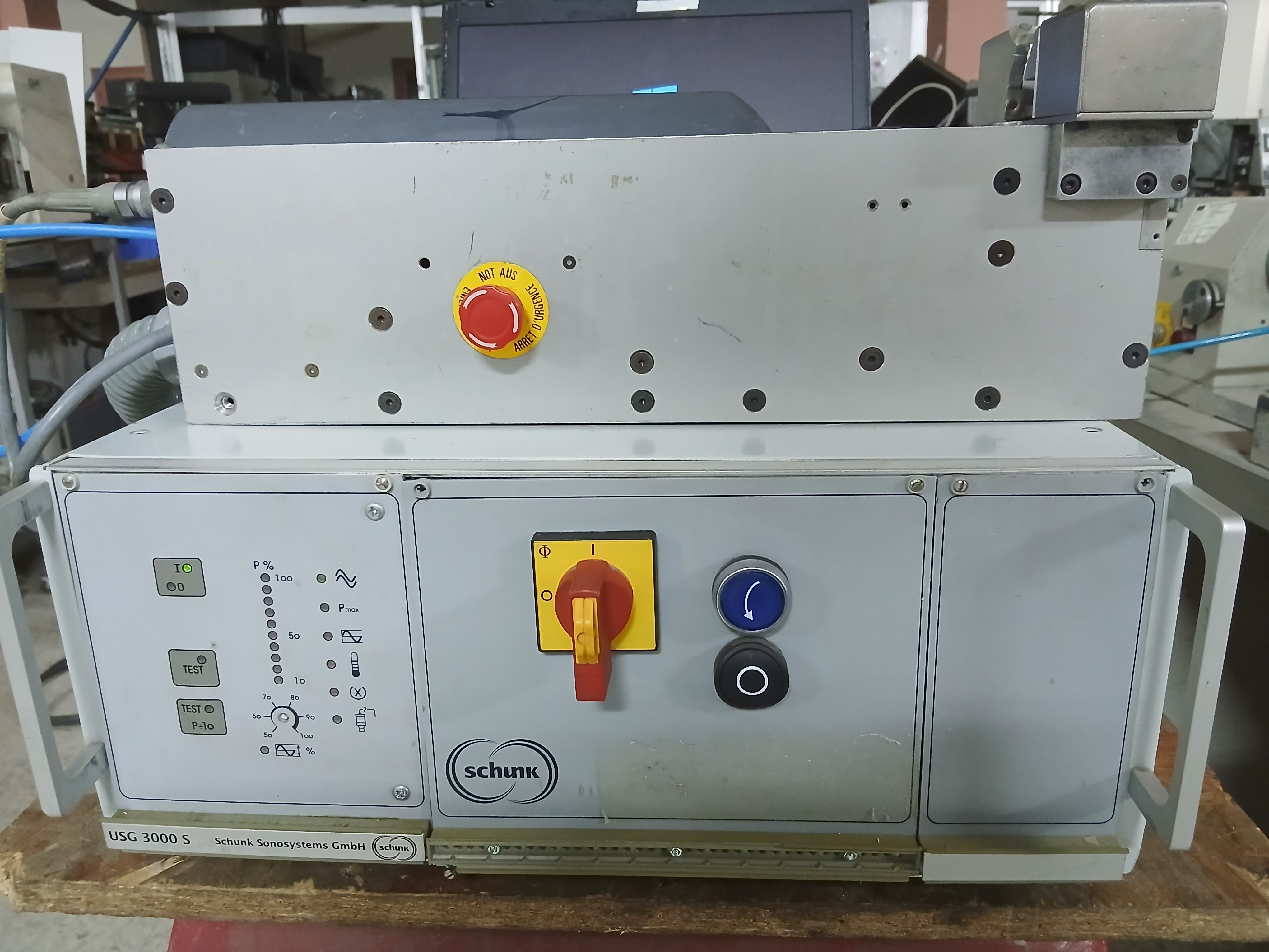 Ettadhamen&nbsp;Cite Ettadhamen&nbsp;Autre&nbsp;Autre&nbsp;Machine soudure par ultrason schunk minic ii plus