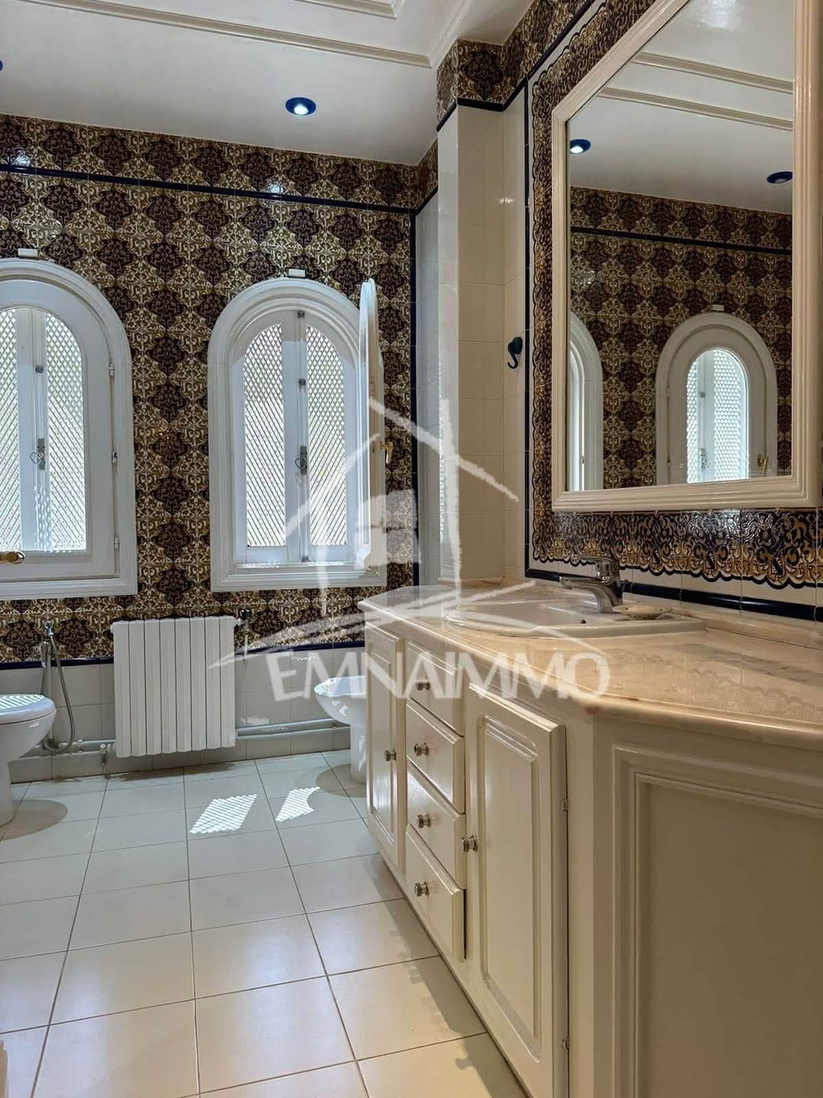 La Marsa&nbsp;Berge Du Lac&nbsp;Vente&nbsp;Maisons&nbsp;Av grande villa lac1