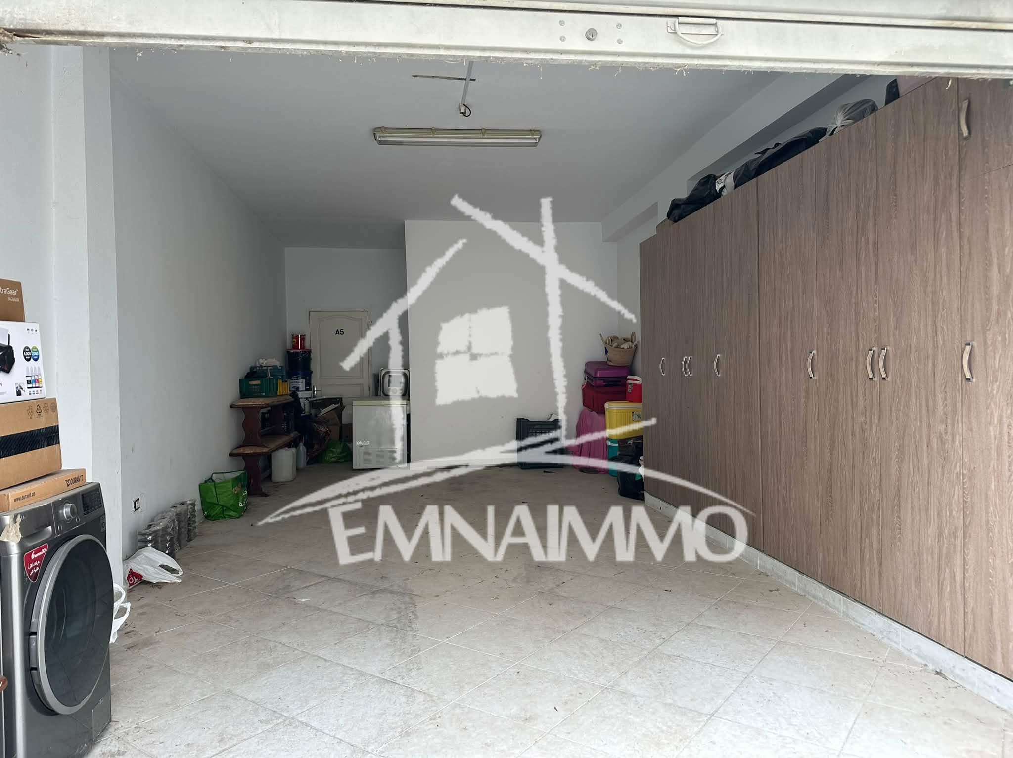 Ariana Ville&nbsp;Cite Ennasr 2&nbsp;Vente&nbsp;Appart. 5 pi�ces+&nbsp;Av grande s4 ennasr 2