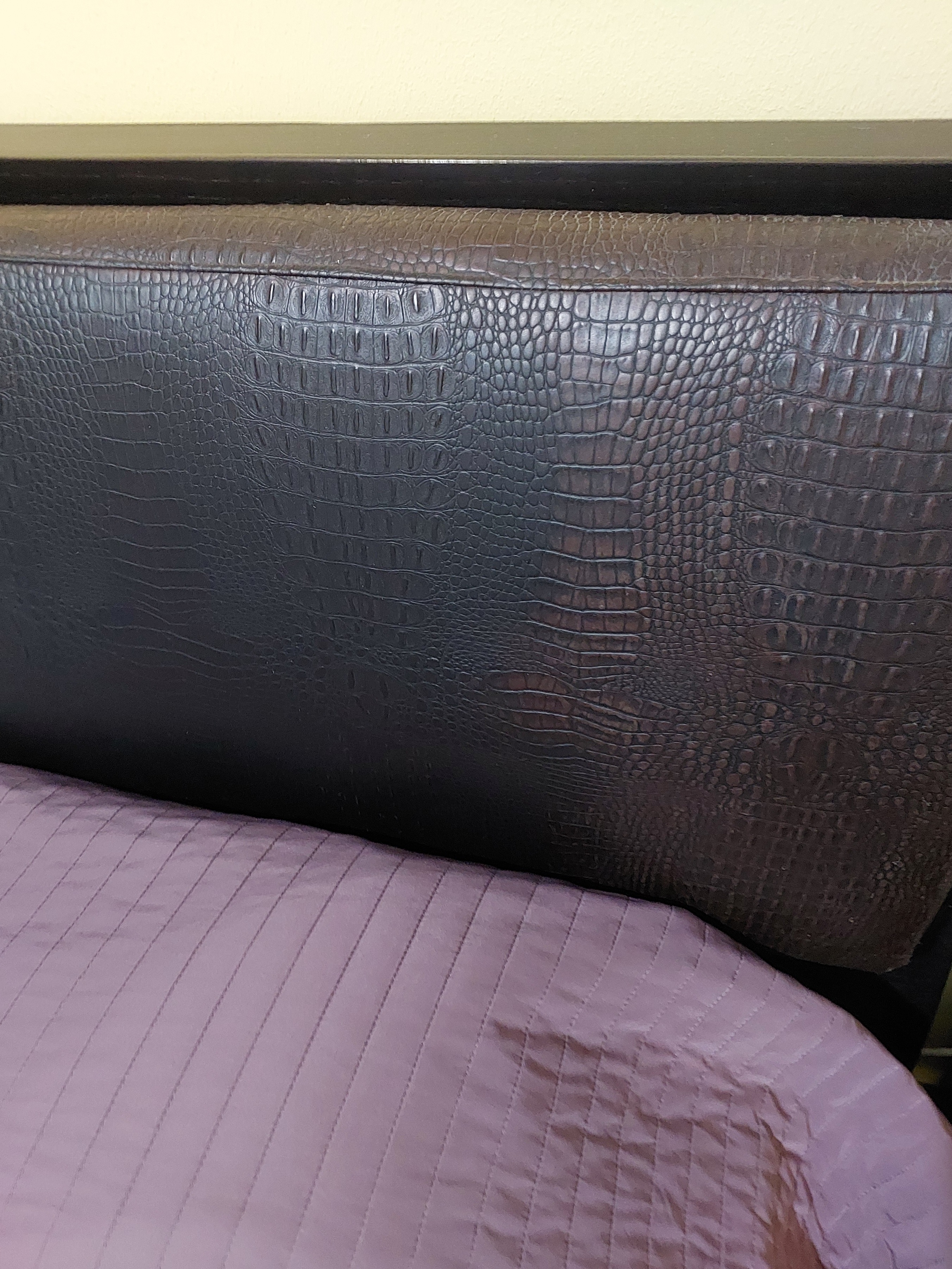Rades&nbsp;Rades Foret&nbsp;Chambres � coucher&nbsp;Chambres � coucher&nbsp;En tr�s bon �tat