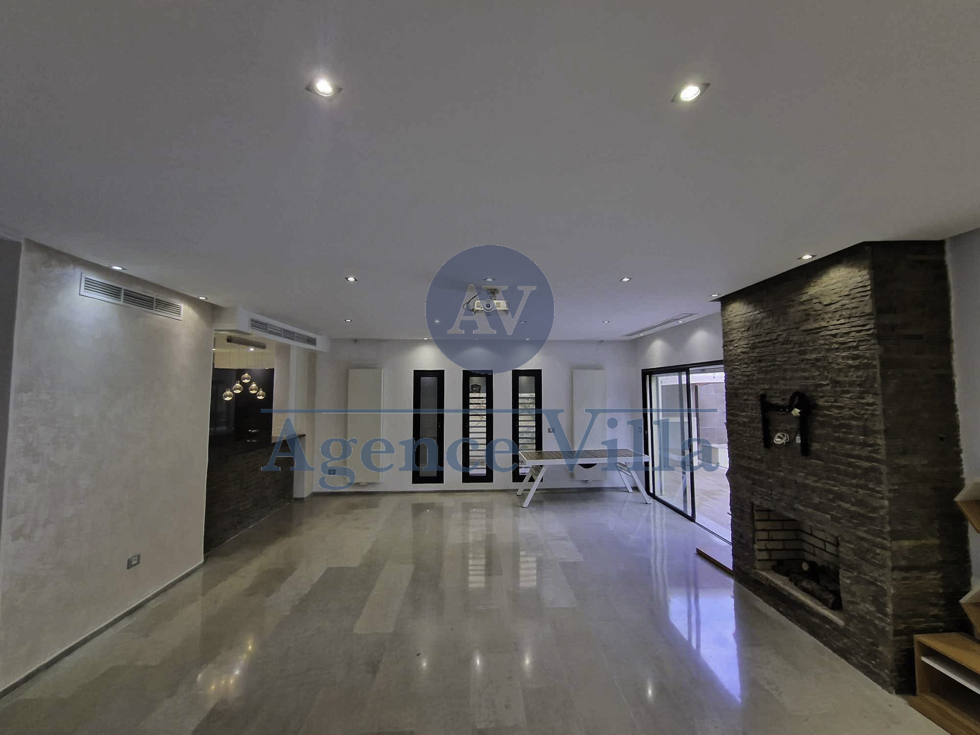 La Soukra&nbsp;La Soukra&nbsp;Location&nbsp;Duplex&nbsp;Duplex s3 avec piscine � la soukra