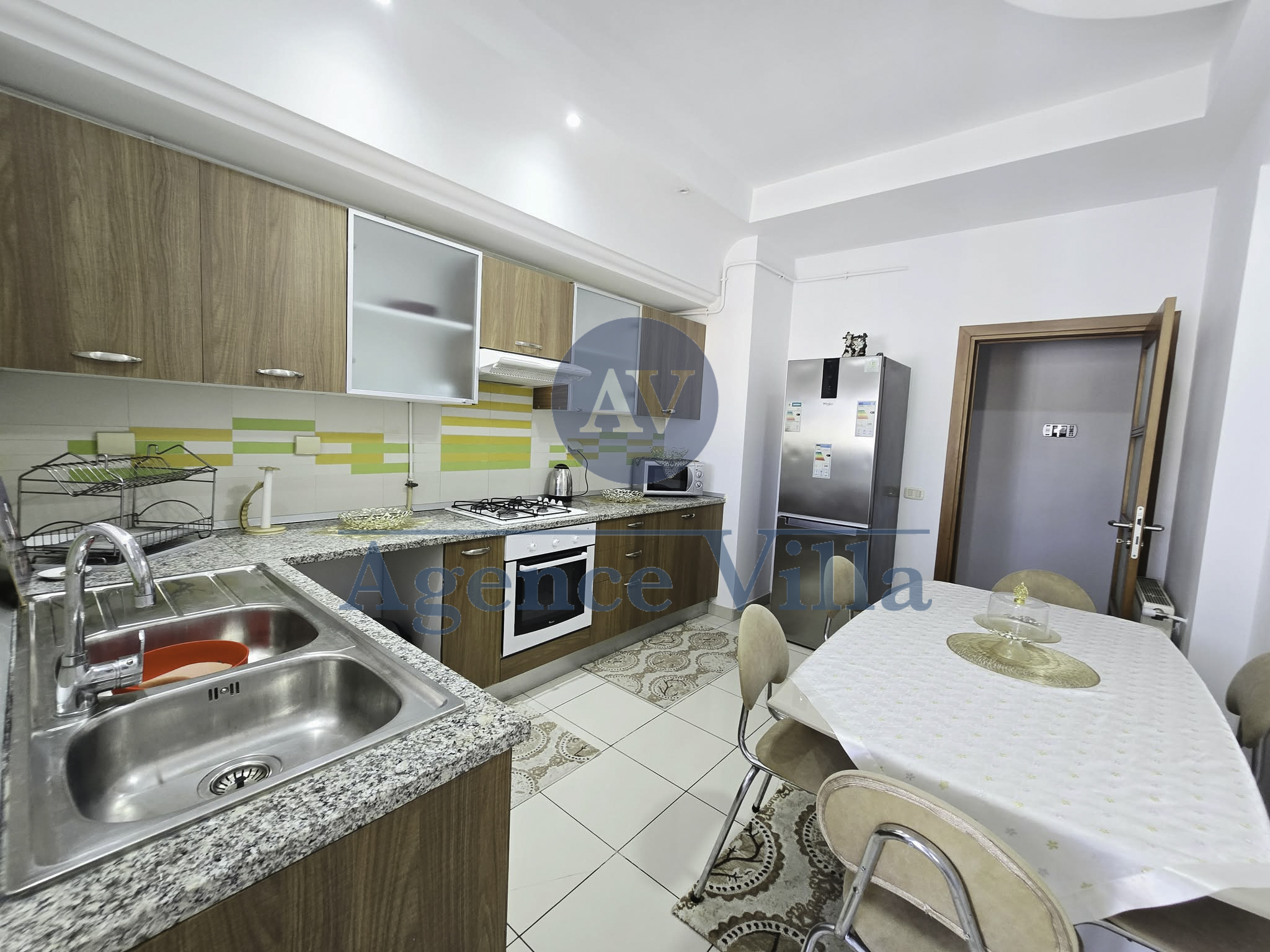 La Marsa&nbsp;Berge Du Lac&nbsp;Location&nbsp;Appart. 3 pi�ces&nbsp;Appartemment s2 meubl� aux berges du lac 2