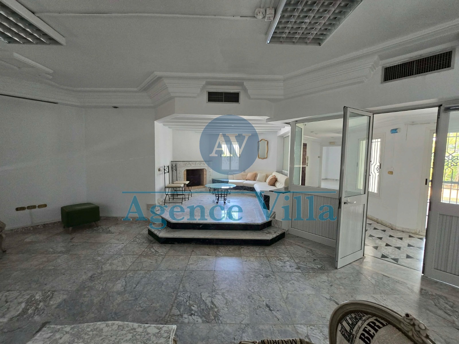 La Marsa&nbsp;Berge Du Lac&nbsp;Location&nbsp;Maisons&nbsp;Une villa � usage bureautique au lac 1