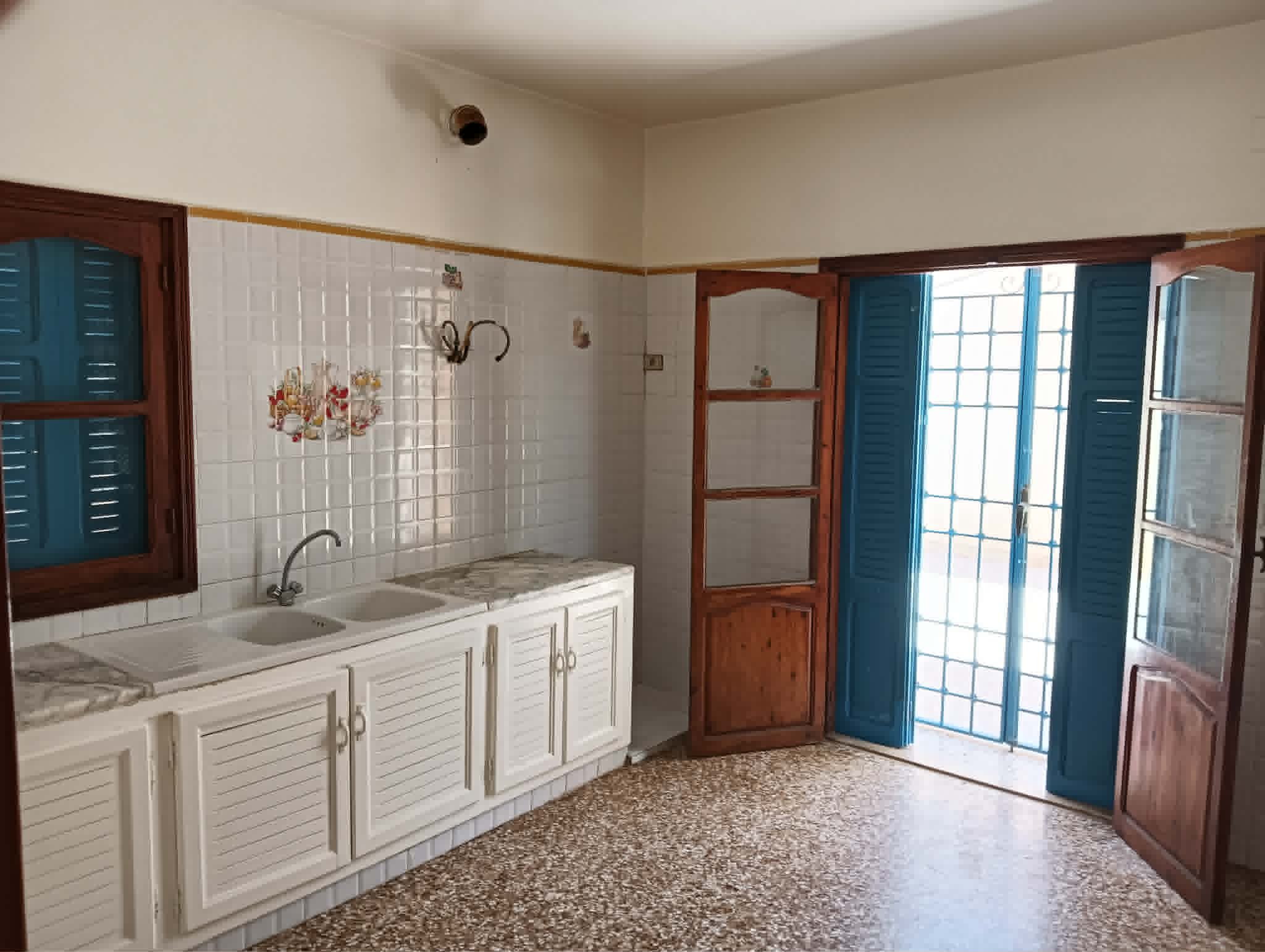 La Soukra&nbsp;Charguia 1&nbsp;Location&nbsp;Maisons&nbsp;Un vaste �tage de villa � dar fadhal