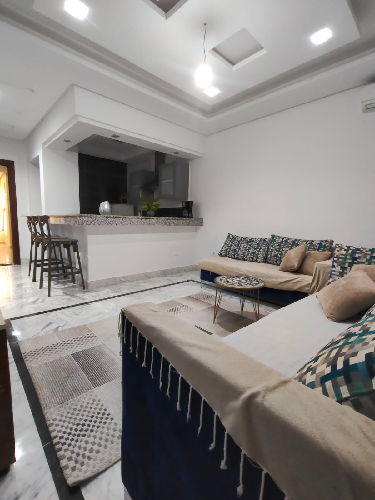 Monastir&nbsp;Monastir&nbsp;Location&nbsp;Appart. 1 pi�ce&nbsp;Magnifique appartement a marina s1