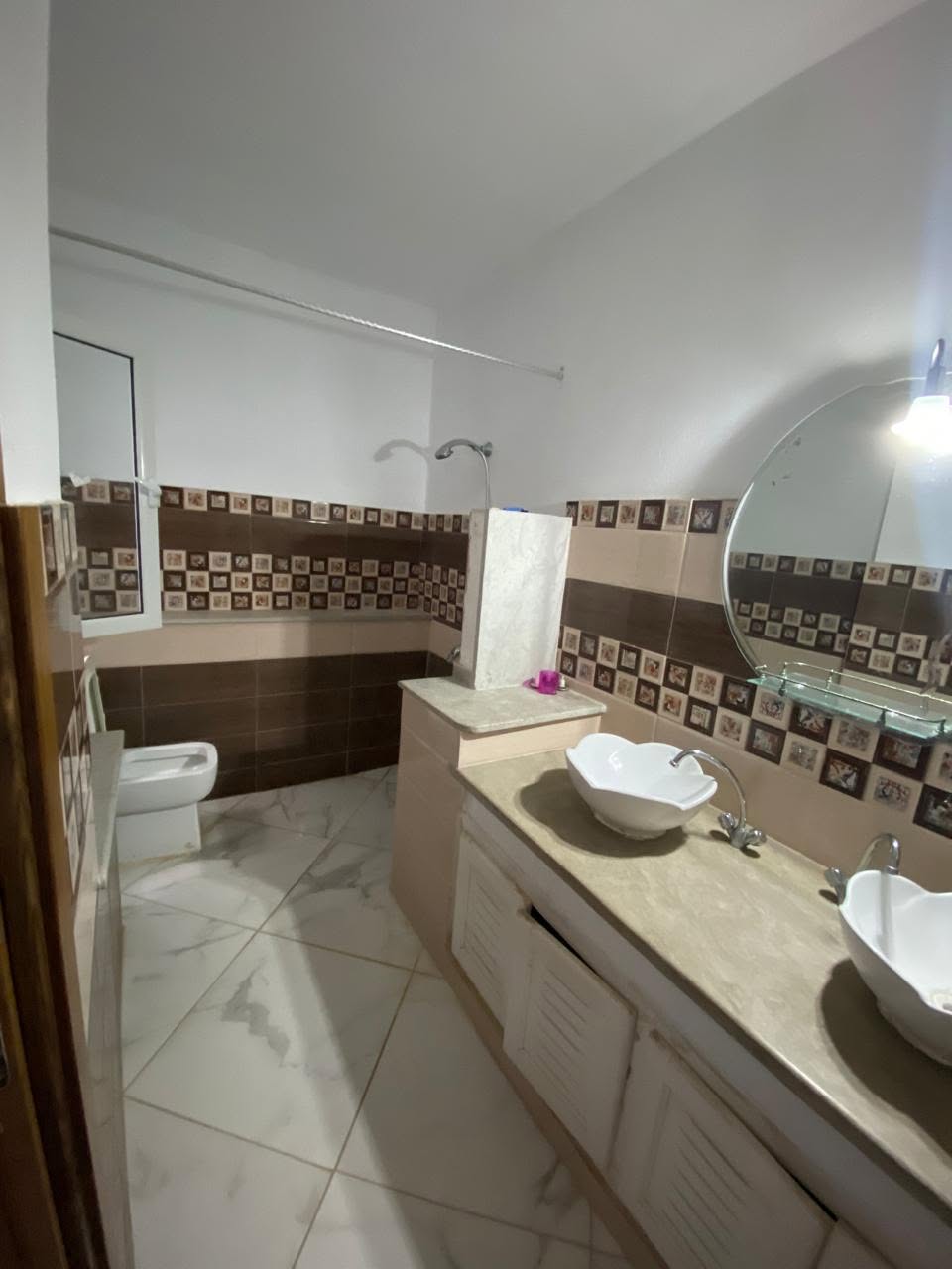 Hammam El Ghezaz&nbsp;Hammam El Ghezaz&nbsp;Location vacances&nbsp;Appart. 3 pi�ces&nbsp;Appartement pieds dans l'eau a hammem el ghzez