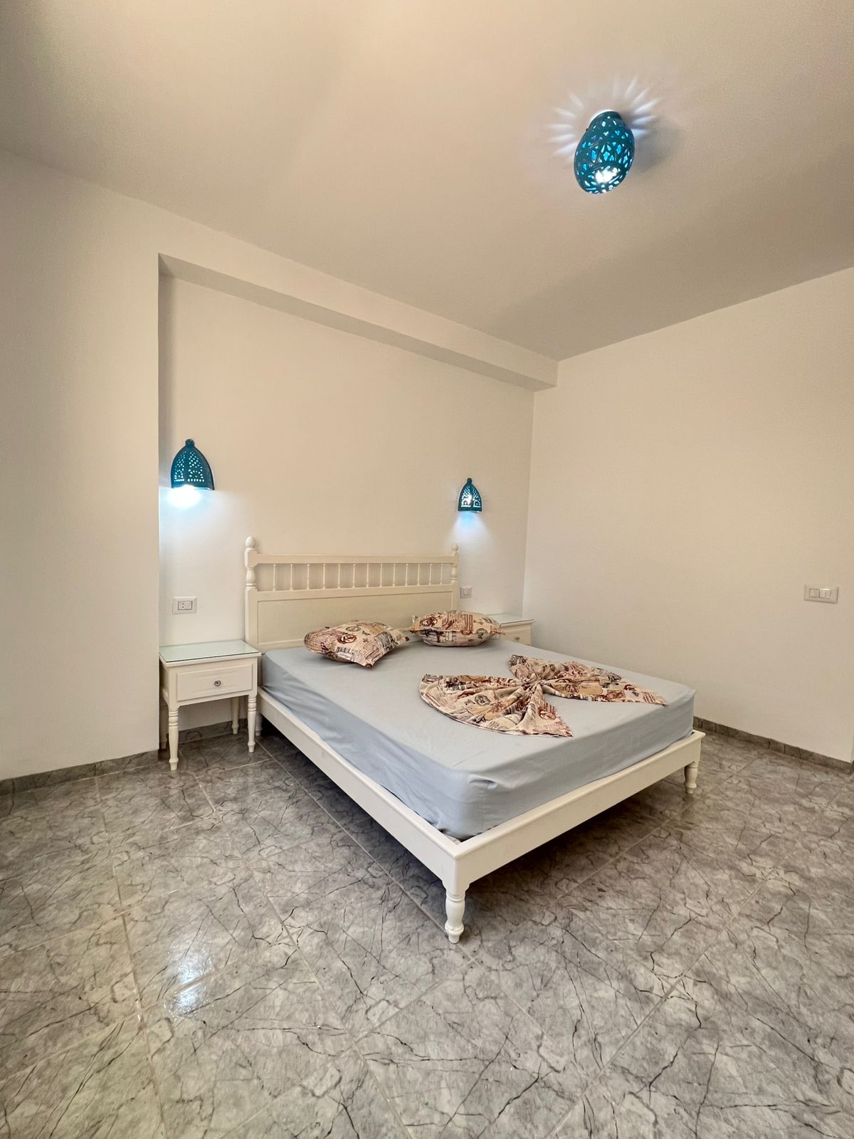 Hammam El Ghezaz&nbsp;Hammam El Ghezaz&nbsp;Location vacances&nbsp;Appart. 2 pi�ces&nbsp;Appartement meubl� � 90 m�tres de la plage