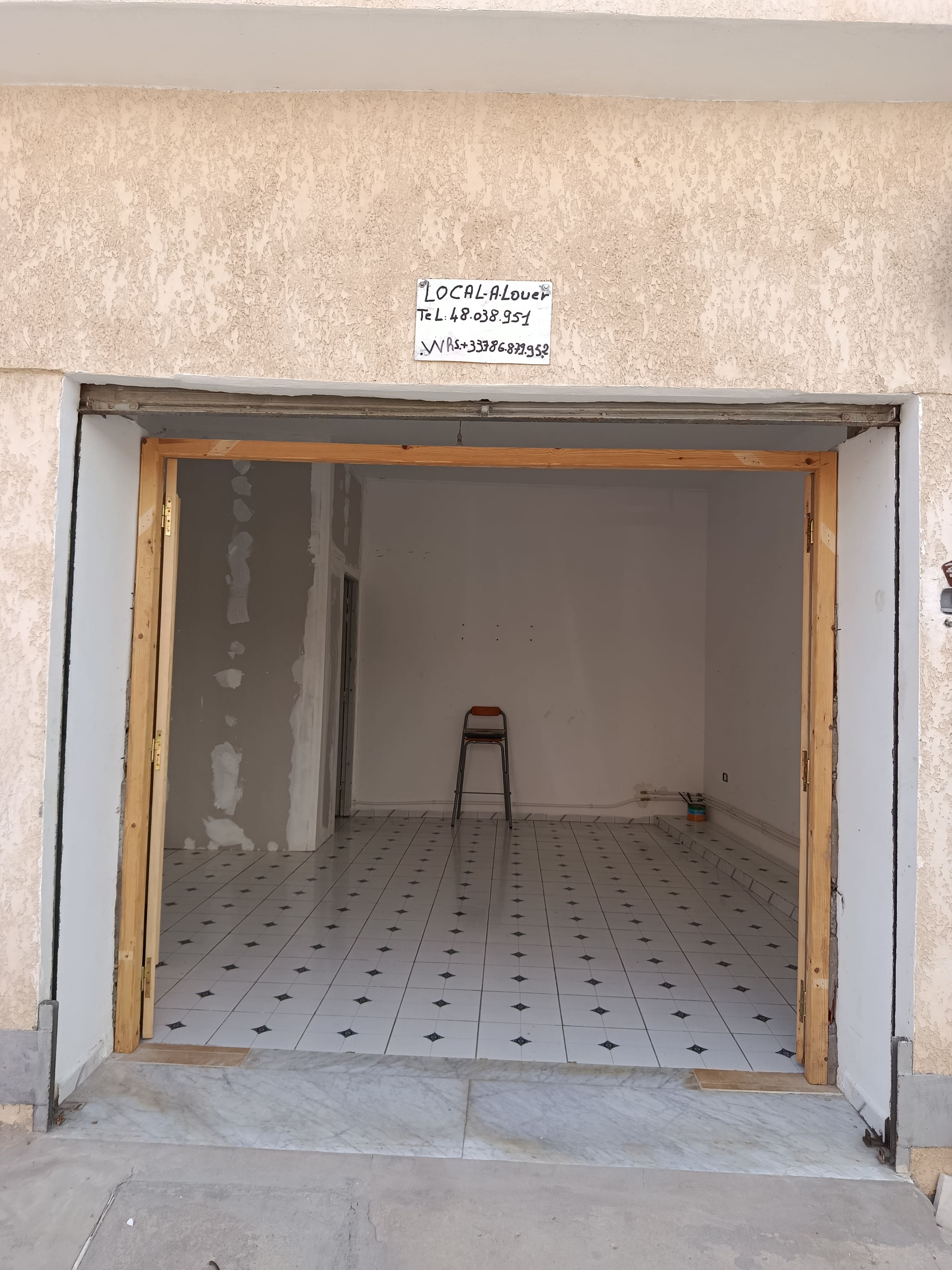 Ras Jebel&nbsp;Ras Jebel&nbsp;Location&nbsp;Surfaces&nbsp;Local ou bureau