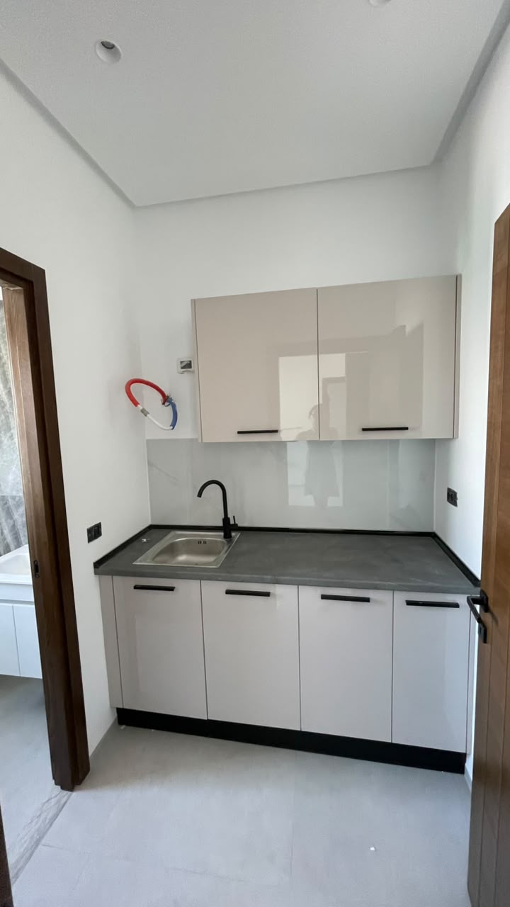 Cite El Khadra&nbsp;Cite Jardins&nbsp;Bureaux & Commerces&nbsp;Bureau&nbsp;Immeuble bureautique neuf  � alain savary