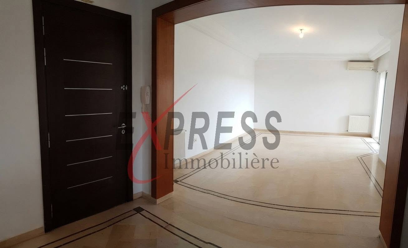 Mnihla&nbsp;Jardins d'el Menzah&nbsp;Location&nbsp;Appart. 4 pi�ces&nbsp;Un appartement s3 avec place parking