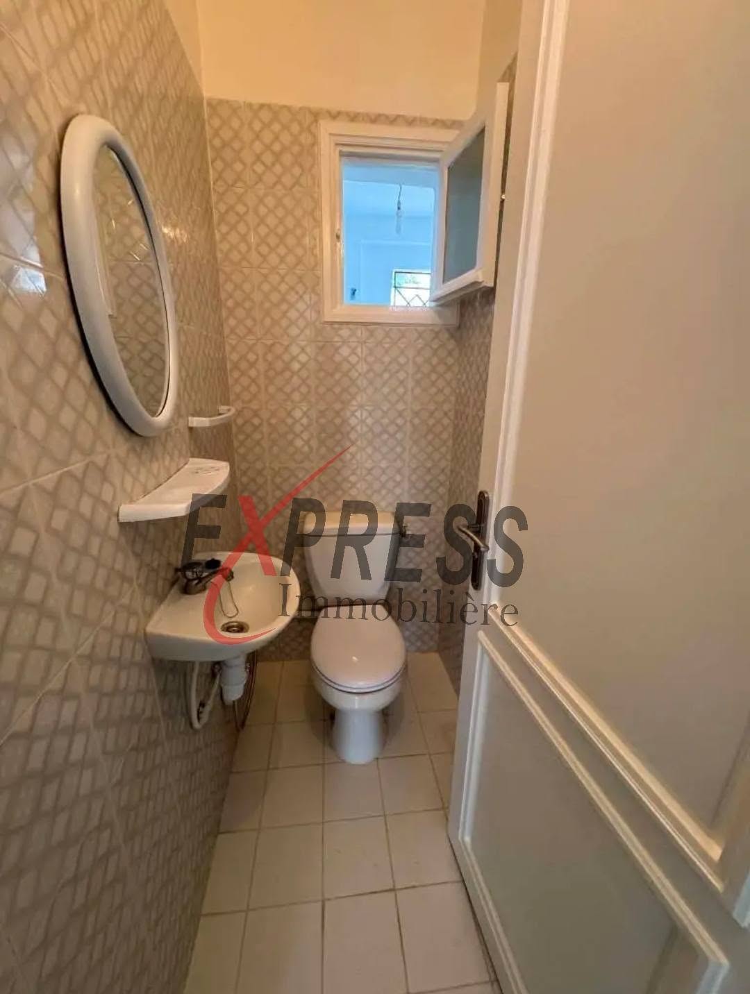 Ariana Ville&nbsp;Cite Ennasr 2&nbsp;Location&nbsp;Appart. 4 pi�ces&nbsp;Un appartement s3 � ennaser 2