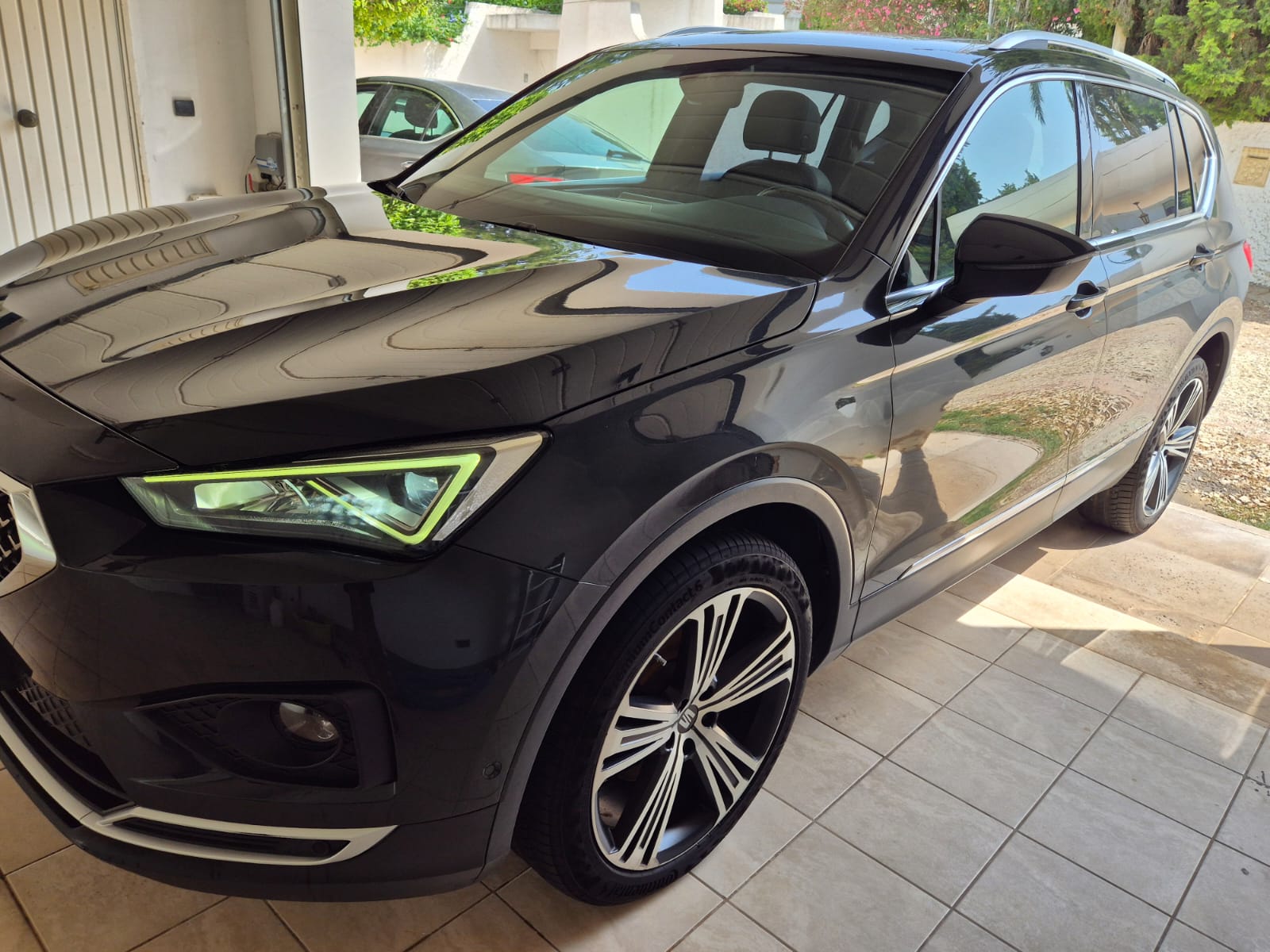 La Soukra&nbsp;Chotrana 3&nbsp;Seat&nbsp;Autre Mod�le&nbsp;Seat tarraco xcellence 2023  gris dauphin