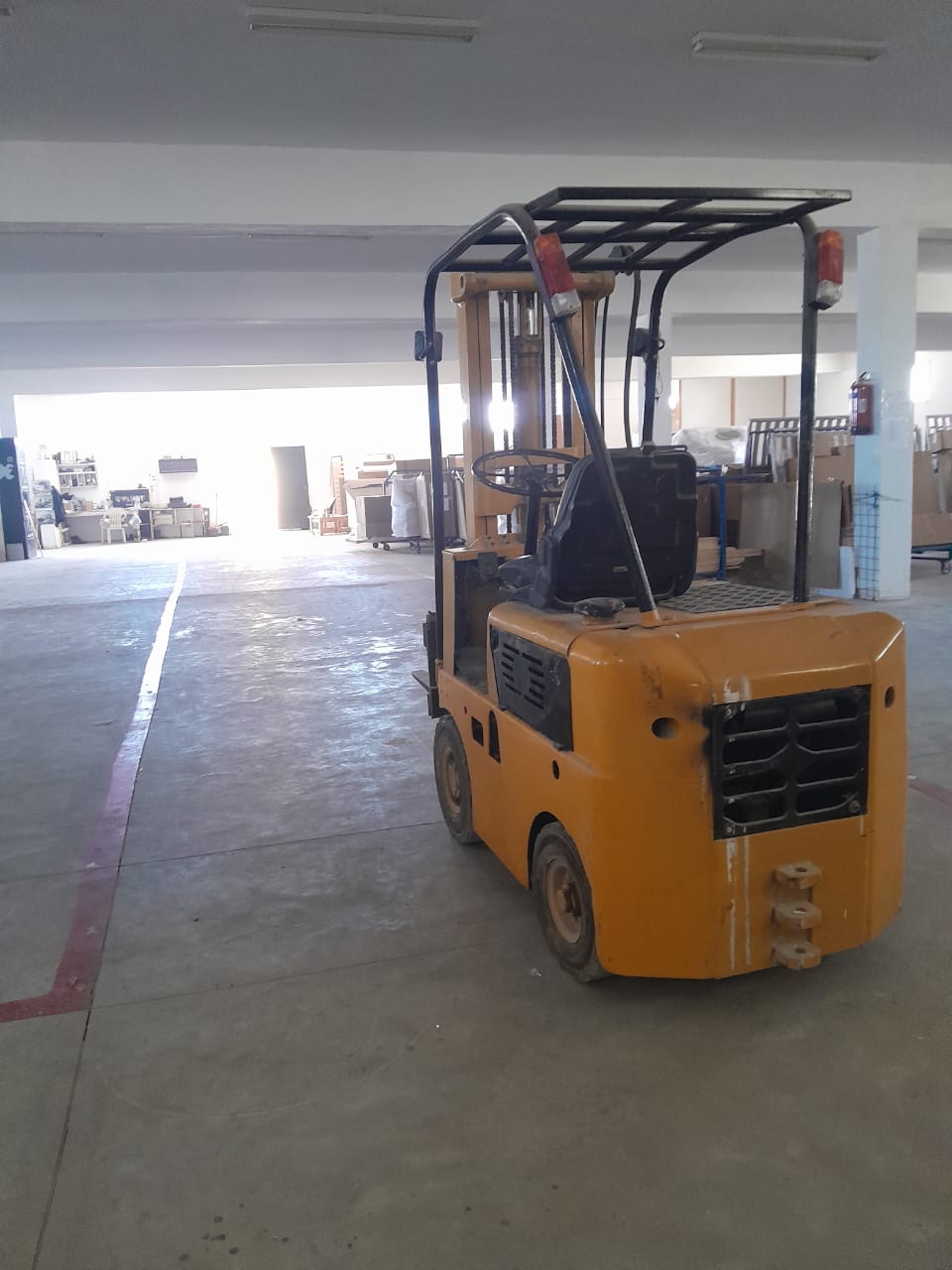 La Soukra&nbsp;La Soukra&nbsp;Autre&nbsp;Autre&nbsp;Charriot �l�vateur om  plateforme