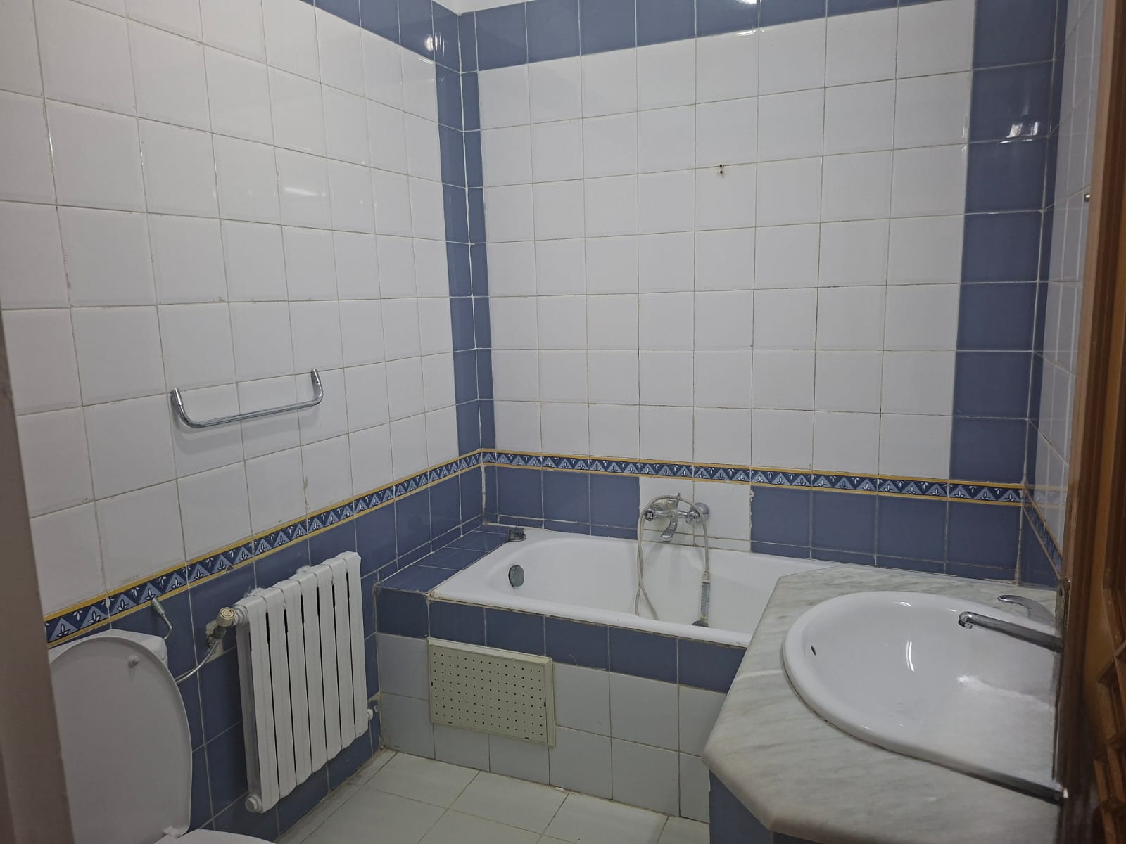 Ariana Ville&nbsp;Cite Ennasr 2&nbsp;Location&nbsp;Appart. 4 pi�ces&nbsp;Appartement s plus 3 a ennaser 2