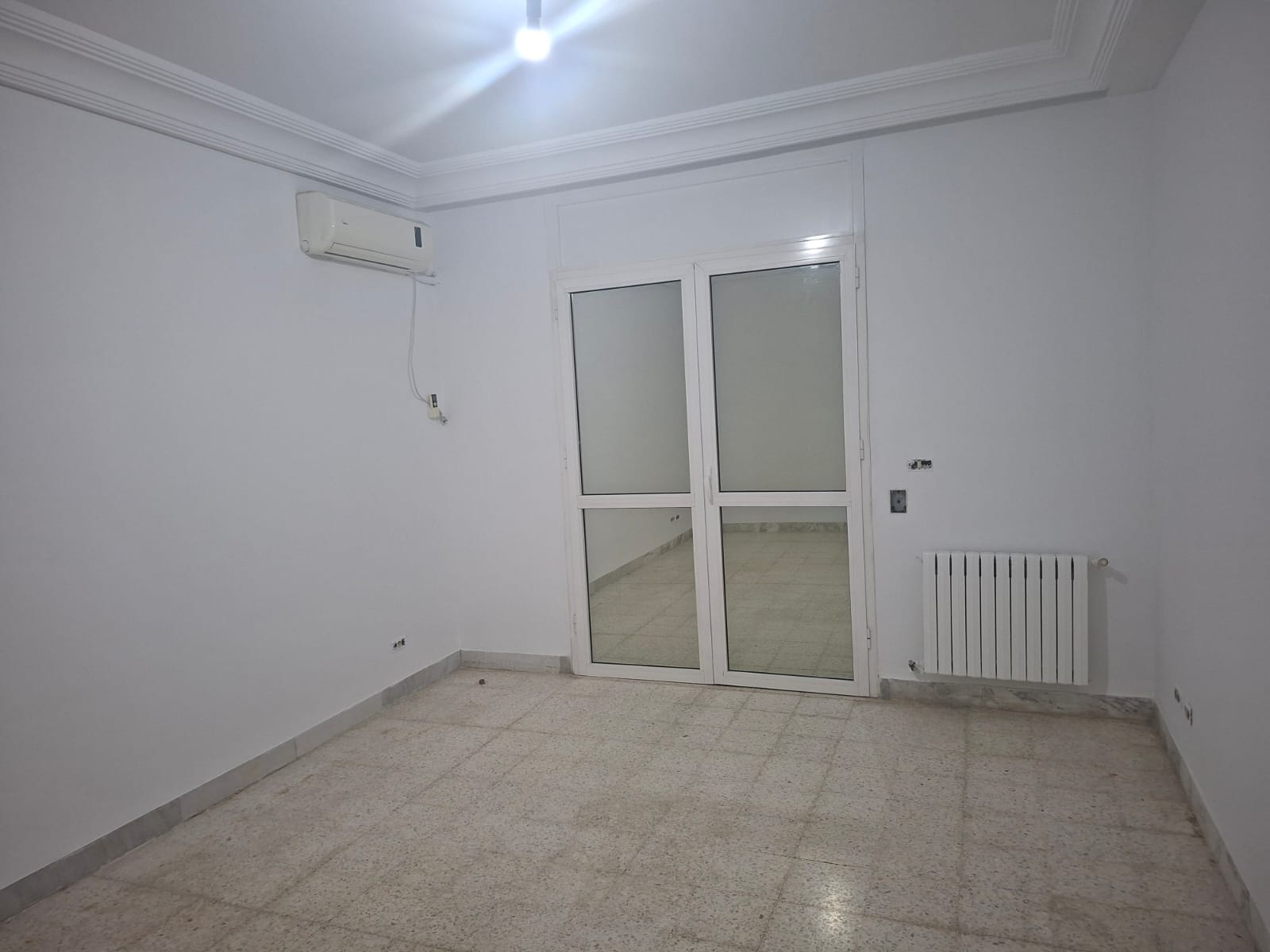 Ariana Ville&nbsp;Cite Ennasr 2&nbsp;Location&nbsp;Appart. 4 pi�ces&nbsp;Appartement s plus 3 a ennaser 2