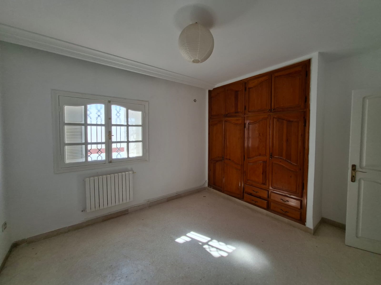 Ariana Ville&nbsp;Cite Ennasr 2&nbsp;Location&nbsp;Maisons&nbsp;Etage de villa s plus 4 � ennaser 2