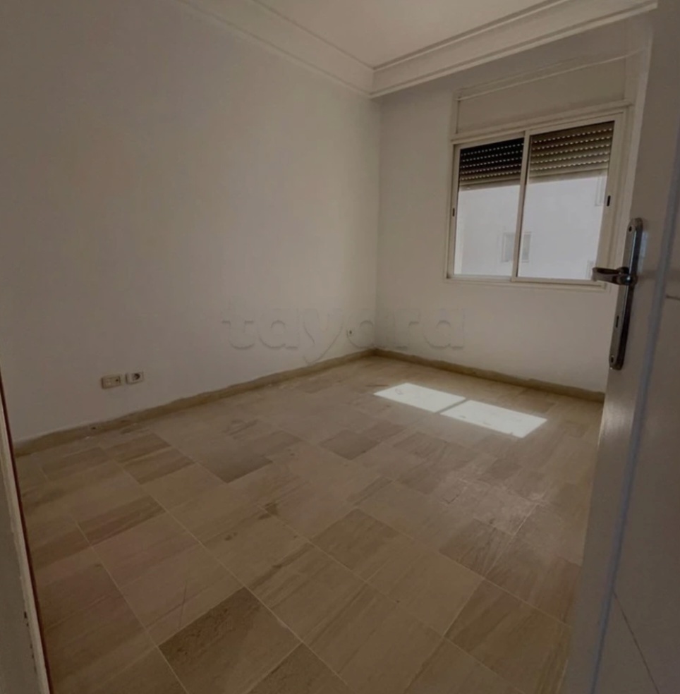 Cite El Khadra&nbsp;Zone urbaine nord&nbsp;Location&nbsp;Appart. 4 pi�ces&nbsp;Appartement s plus 4 au centre urbain nord