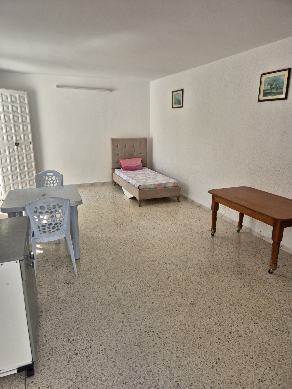 Raoued&nbsp;Cite El Ghazala 1&nbsp;Location&nbsp;Appart. 1 pi�ce&nbsp;Studio uniquement pour etudiant ou etudiante