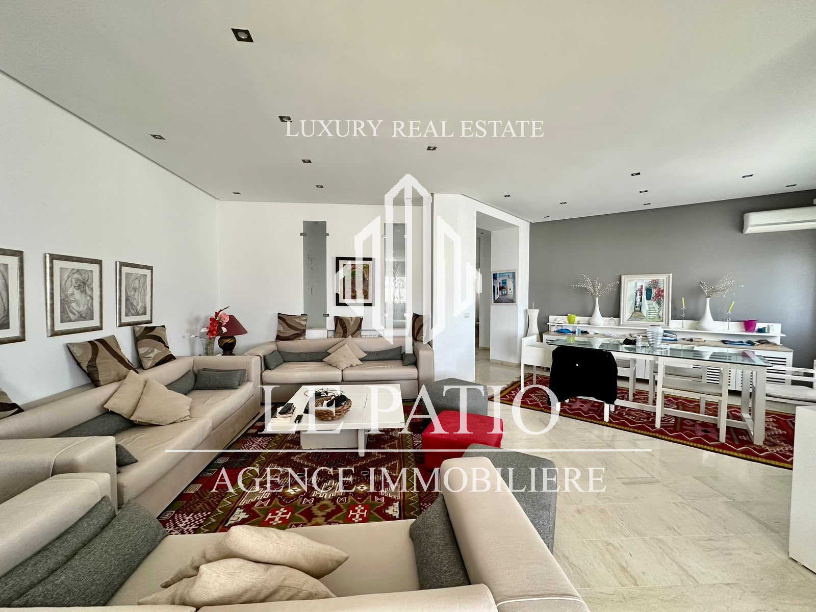 La Marsa&nbsp;Cite Du Stade&nbsp;Location&nbsp;Appart. 4 pi�ces&nbsp;Etage de villa s3 meubl� � la marsa cit� du stade