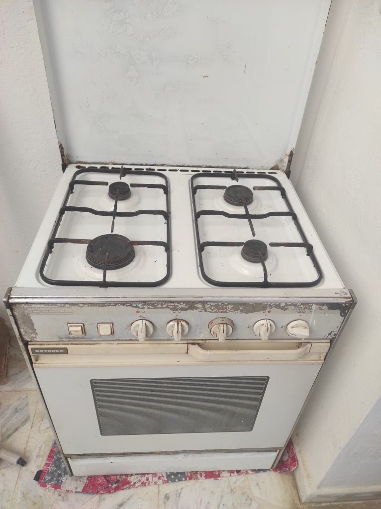 Le Bardo&nbsp;Le Bardo&nbsp;Cuisini�re gaz&nbsp;Autre&nbsp;Cuisini�re � gaz de ville