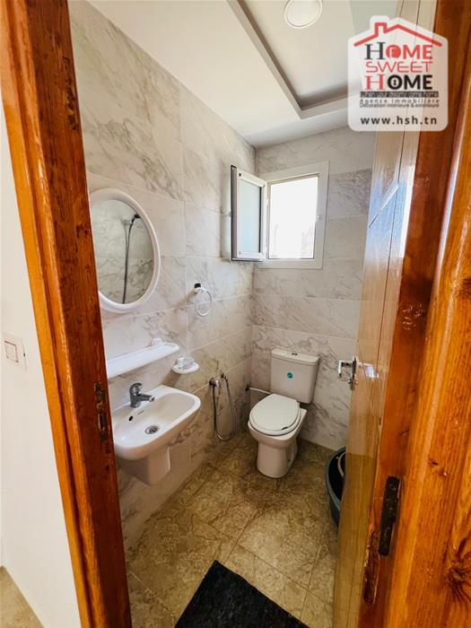 Kelibia&nbsp;Kelibia&nbsp;Vente&nbsp;Appart. 2 pi�ces&nbsp;Etage d une villa s2 sima � zahra k�libia