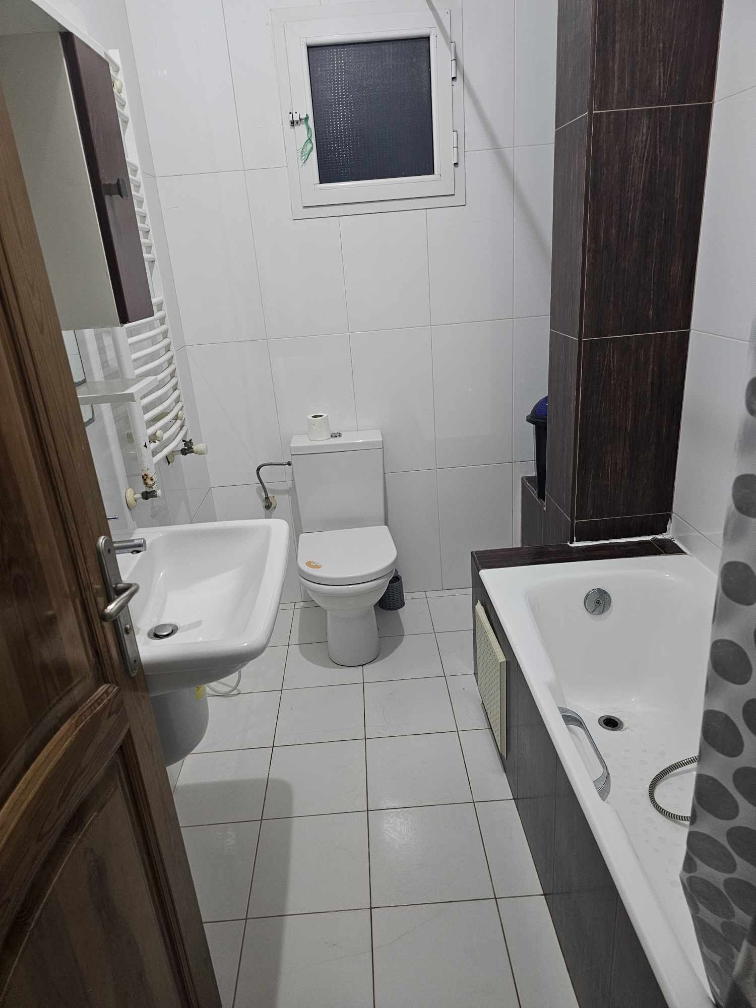 Monastir&nbsp;Monastir&nbsp;Location&nbsp;Appart. 3 pi�ces&nbsp;Pour etudiantes opportunit� � saisir