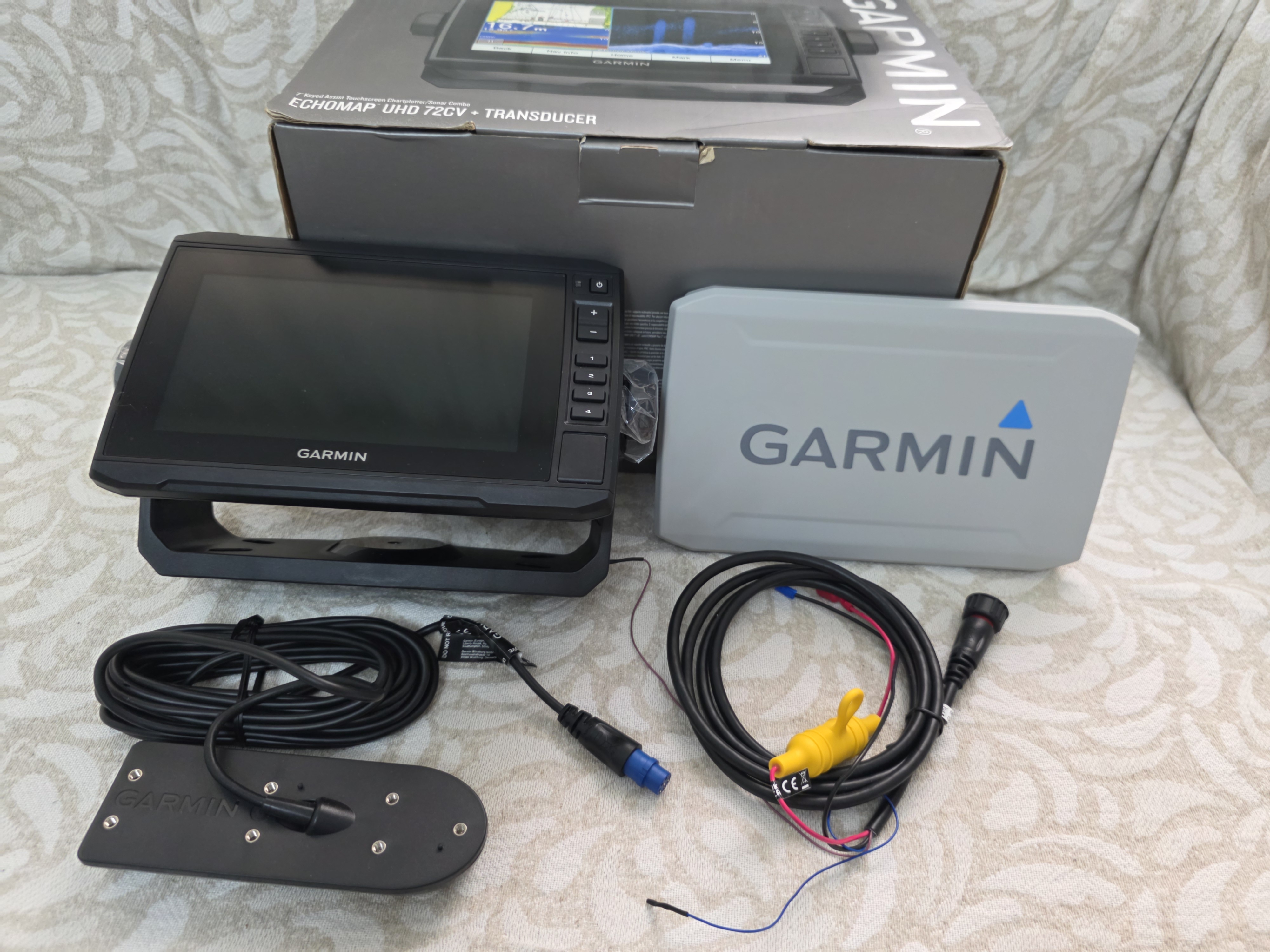 Ariana Ville&nbsp;Ariana&nbsp;Autre&nbsp;Autre&nbsp;Sondeur gps garmin echomap uhd 72cv
