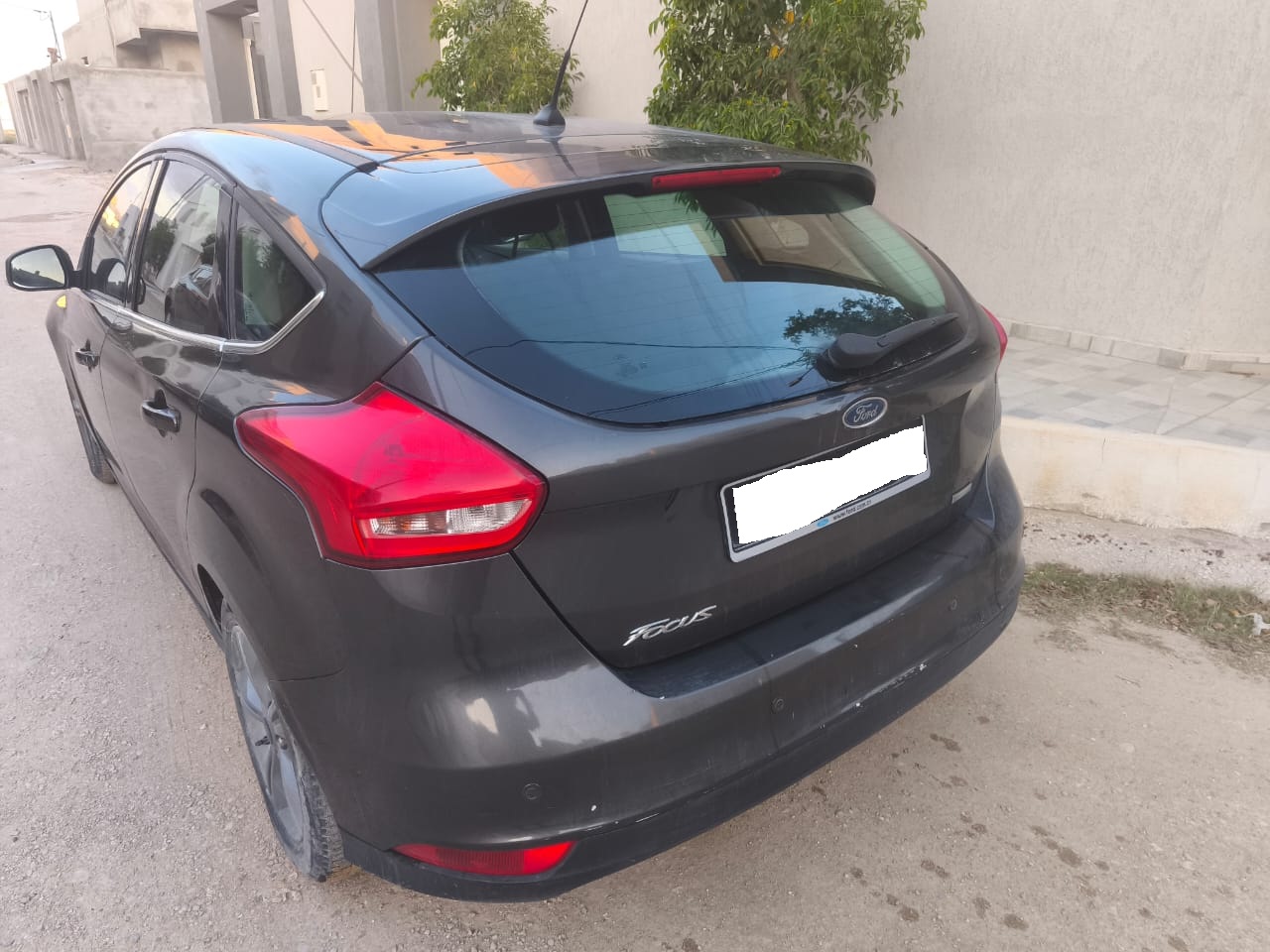 Kairouan Sud&nbsp;Kairouan&nbsp;Ford&nbsp;Focus&nbsp;Ford focus ecoboost 125 ch premi�re main  67000 km