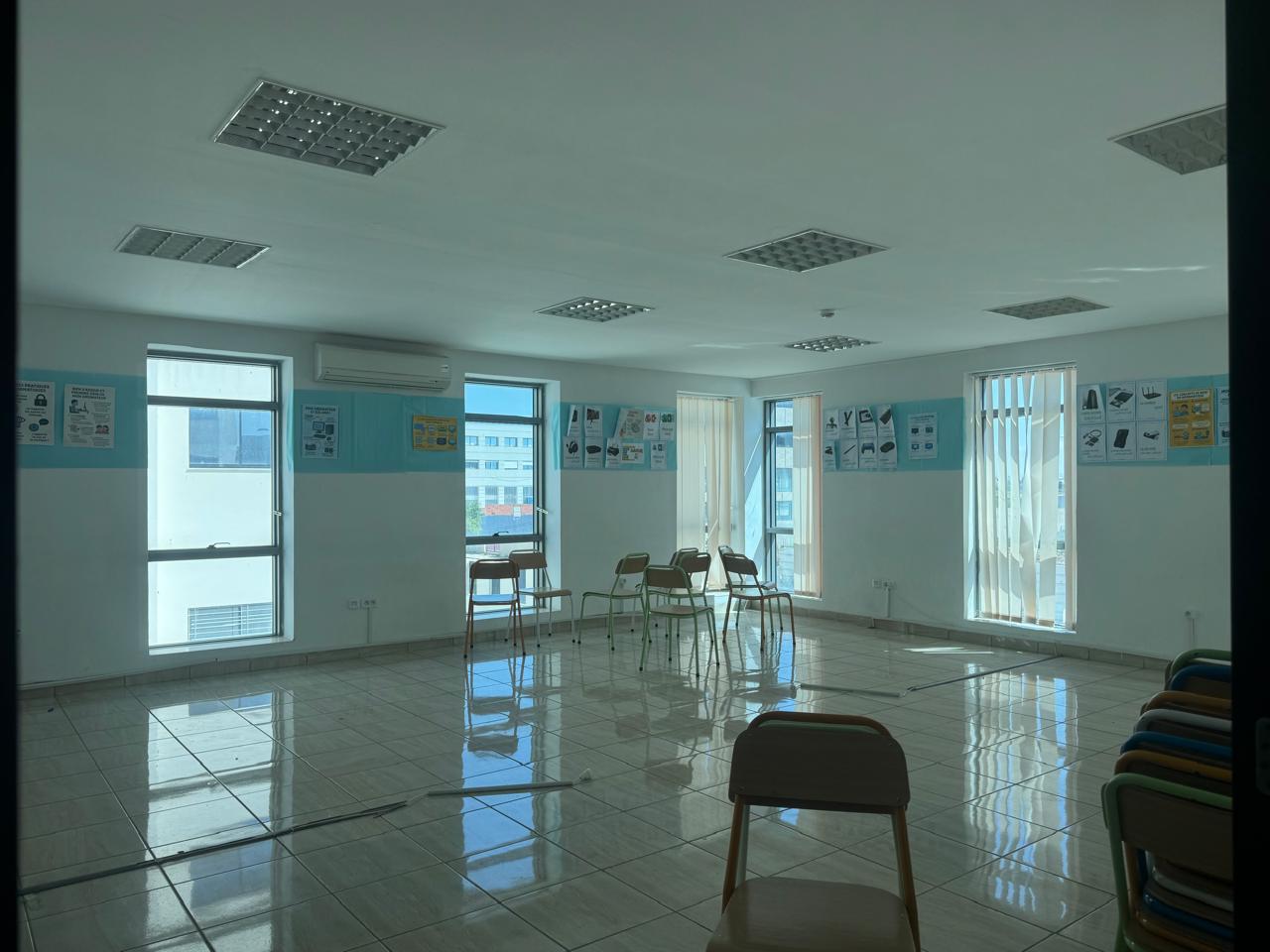 El Kram&nbsp;Le Kram&nbsp;Bureaux & Commerces&nbsp;Bureau&nbsp;Immeuble 2750 m2 avec grand potentiel au lac 3