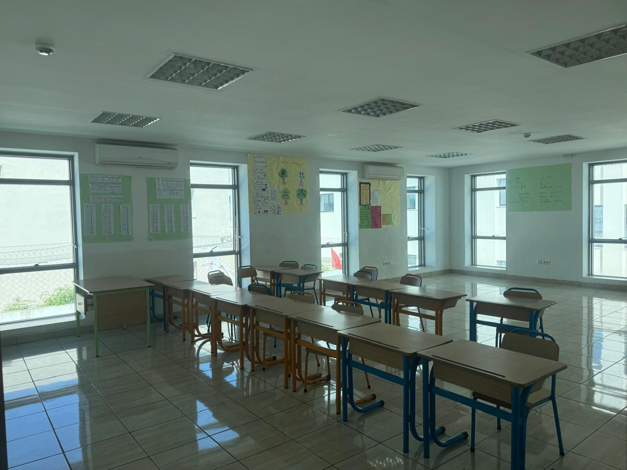 El Kram&nbsp;Le Kram&nbsp;Bureaux & Commerces&nbsp;Bureau&nbsp;Immeuble 2750 m2 avec grand potentiel au lac 3