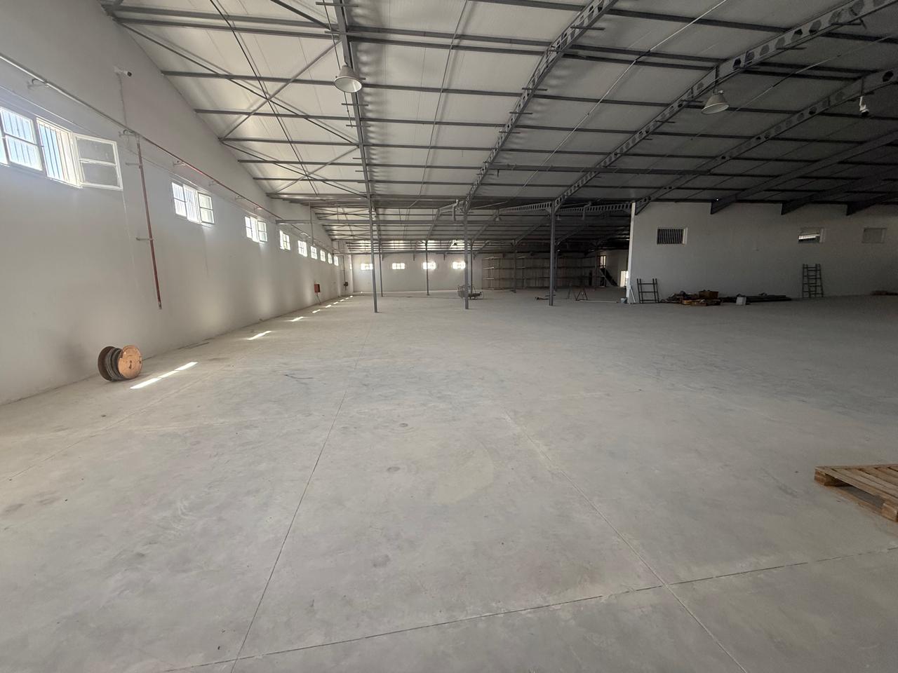 Ben Arous&nbsp;Ben Arous&nbsp;Bureaux & Commerces&nbsp;Atelier,Garage&nbsp;Super local industriel 4000 m2 � ben arous