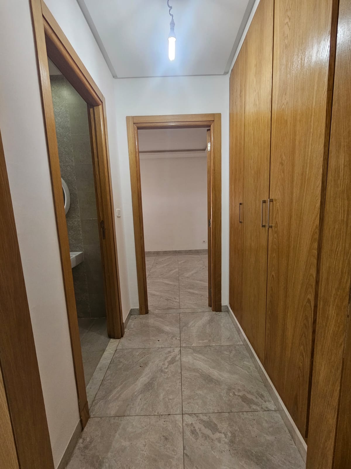 La Soukra&nbsp;La Soukra&nbsp;Location&nbsp;Appart. 2 pi�ces&nbsp;Un studio a la nouvelle sokra