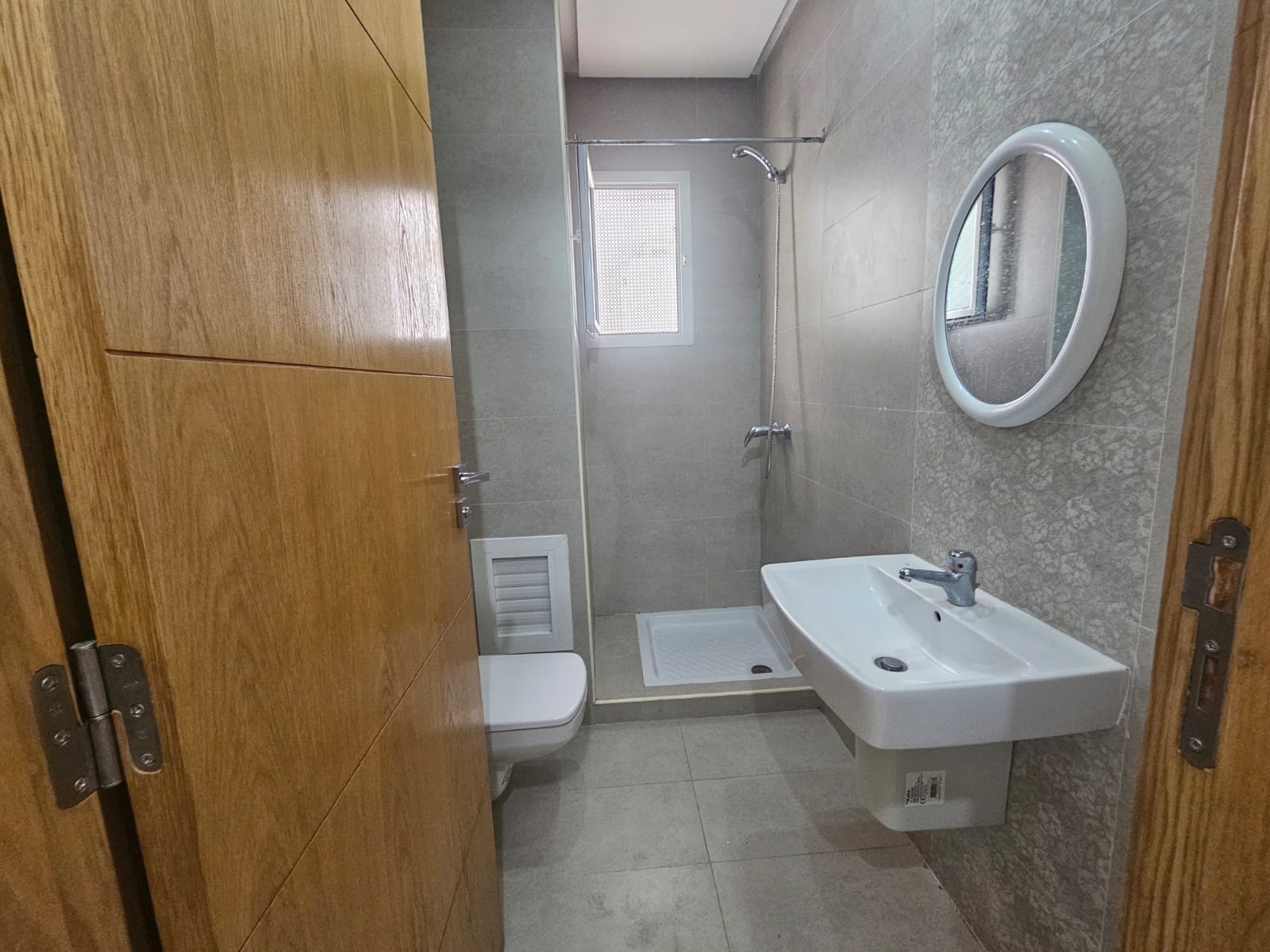 La Soukra&nbsp;La Soukra&nbsp;Location&nbsp;Appart. 2 pi�ces&nbsp;Un studio a la nouvelle sokra